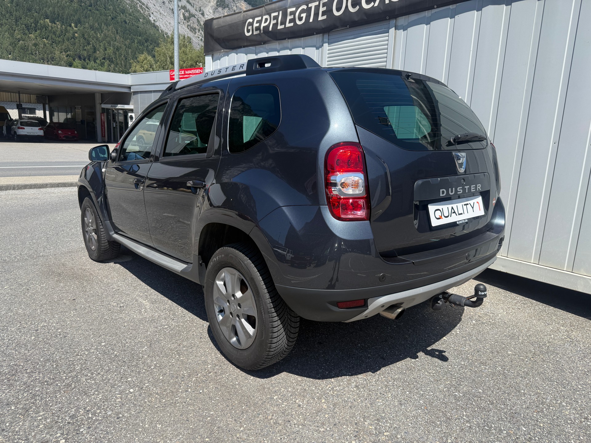 DACIA Duster 1.2 T Privilège 4x4 *ANHÄNGERKUPPLUNG*KLIMA*TEMPOMAT*MFK FRISCH-image-6