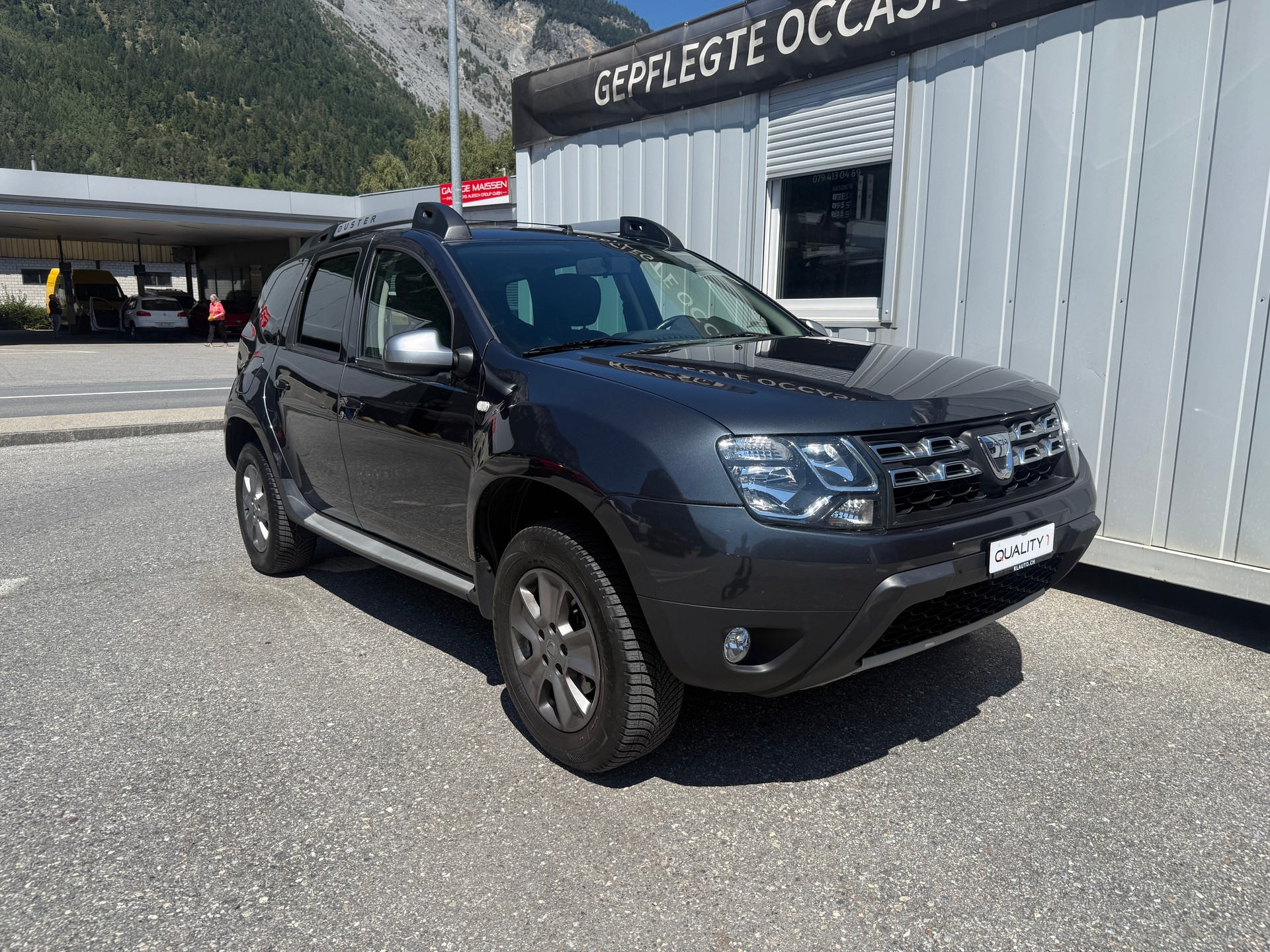 DACIA Duster 1.2 T Privilège 4x4 *ANHÄNGERKUPPLUNG*KLIMA*TEMPOMAT*MFK FRISCH-showroom-element-1