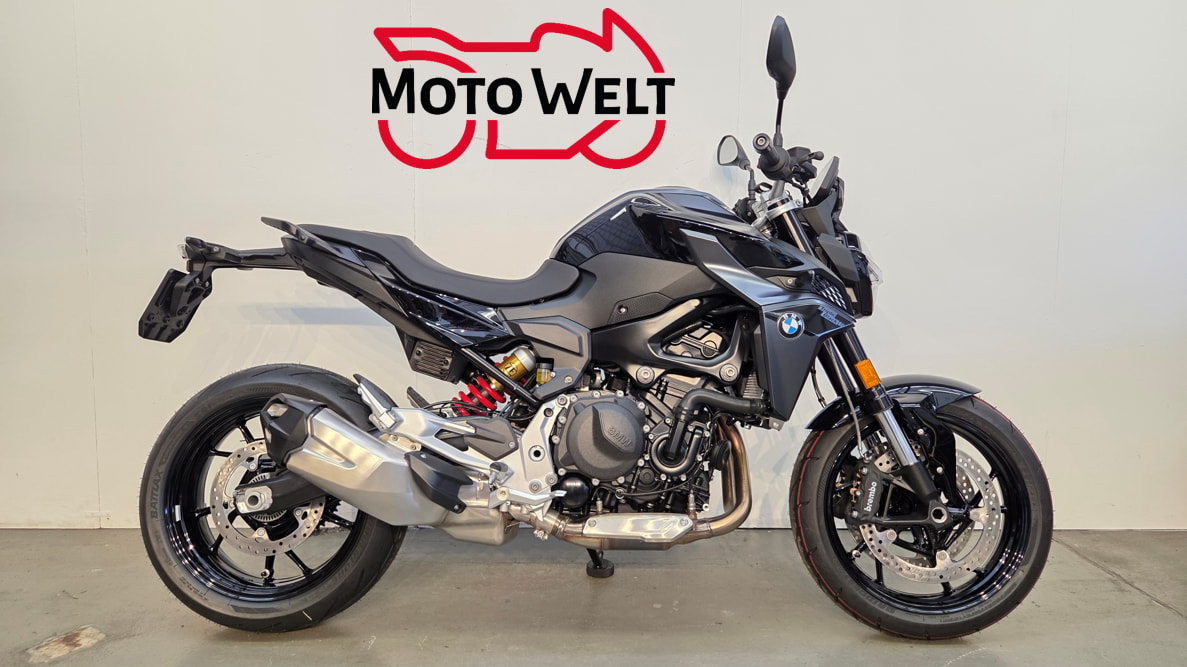 BMW F 900 R Triple Black-image-0