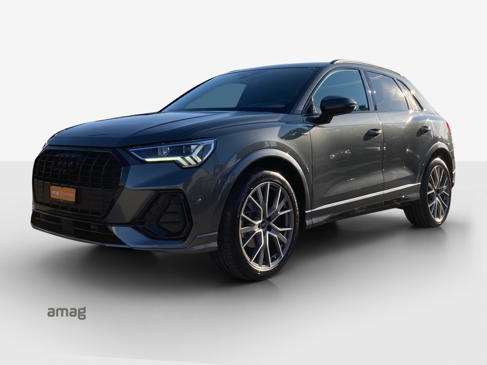 AUDI Q3 35 TFSI S line Attraction S-tronic