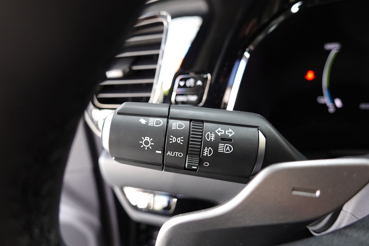 LEXUS NX 450h+ E-FOUR Comfort-image-13