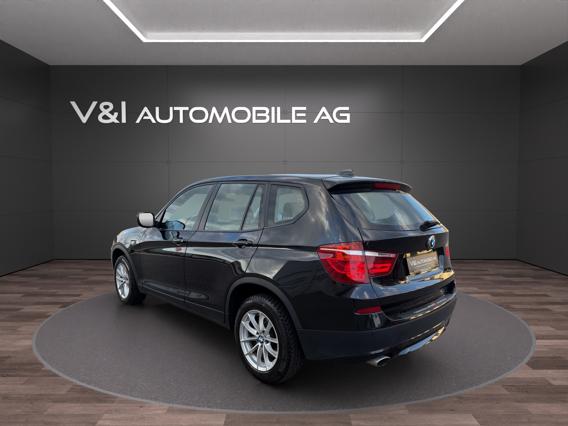 BMW X3 xDrive 20d Steptronic-showroom-element-3