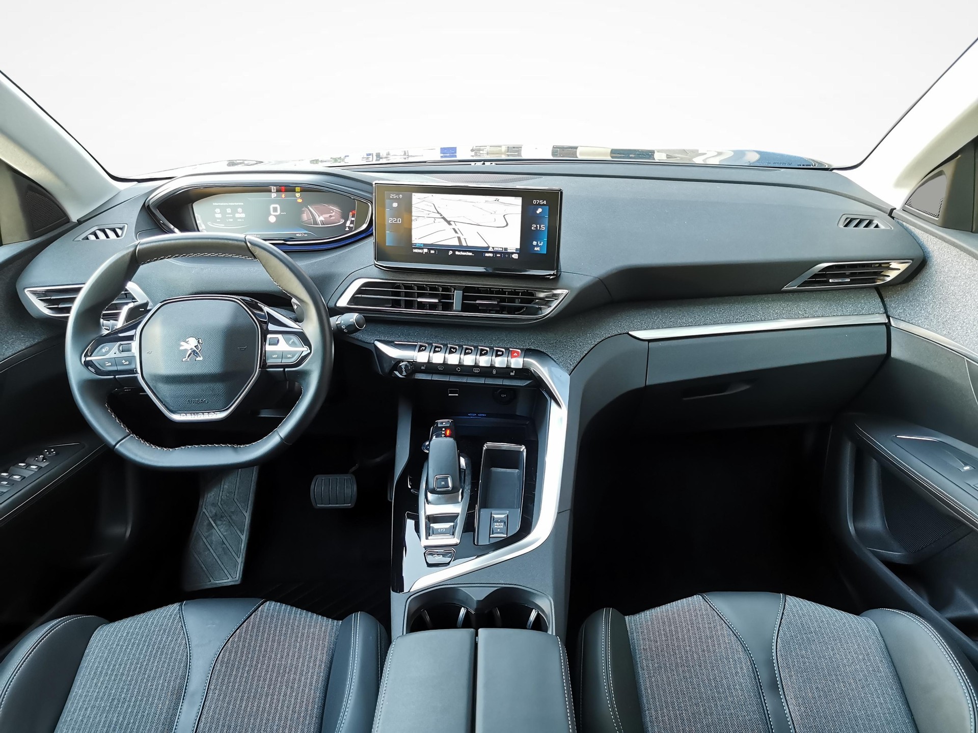 PEUGEOT 3008 1.2 PureTech Allure Pack-showroom-element-3