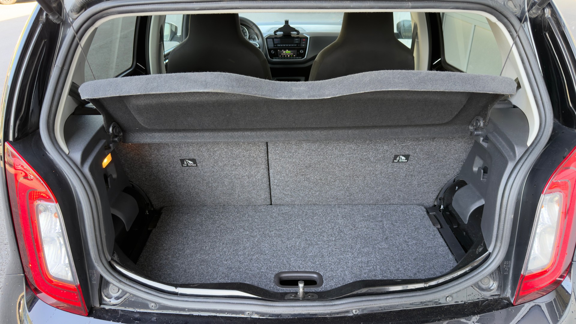 SKODA Citigo-e iV Ambition-image-4