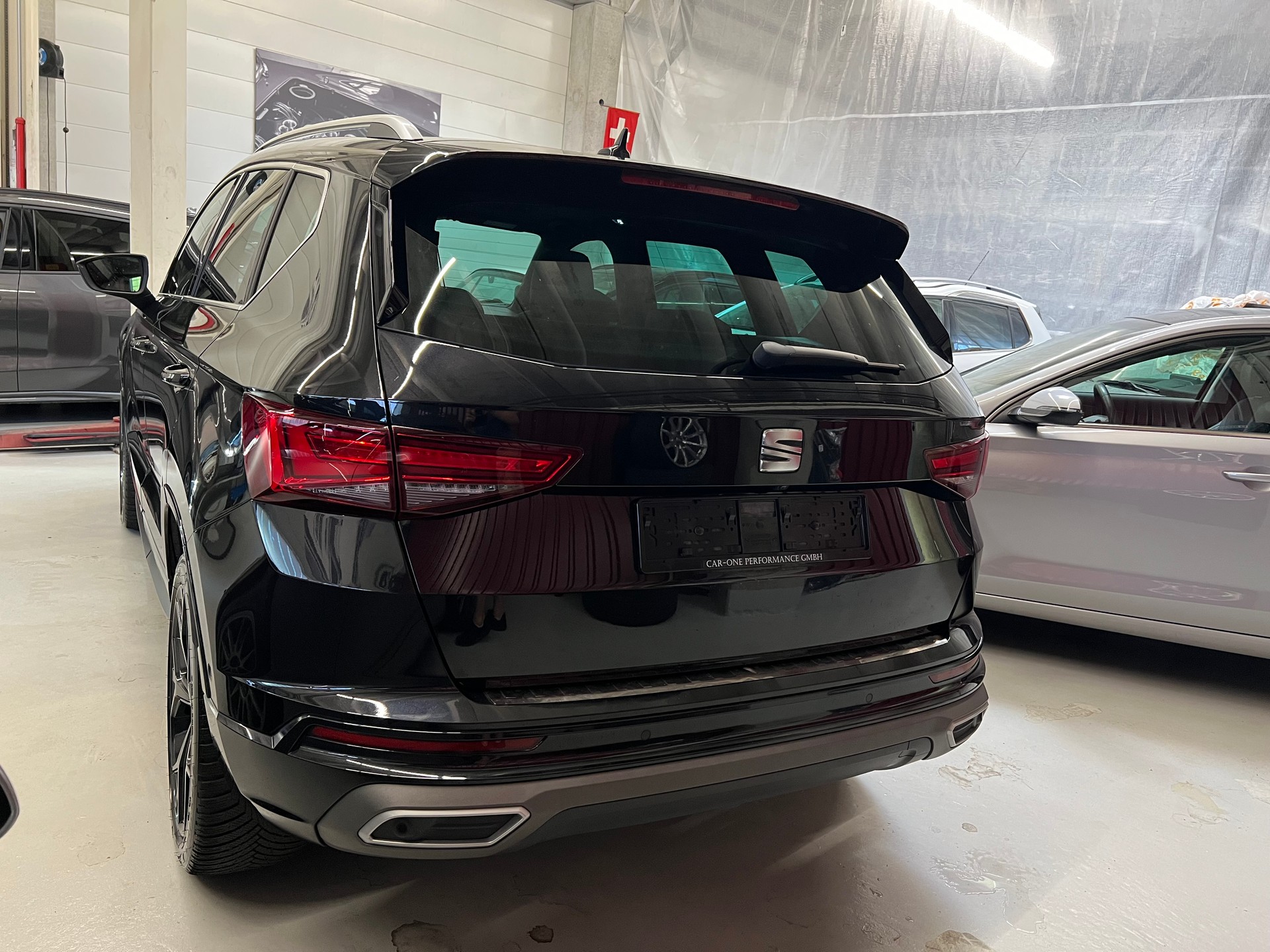 SEAT Ateca 2.0 TSI Hola FR 4Drive DSG-showroom-element-3