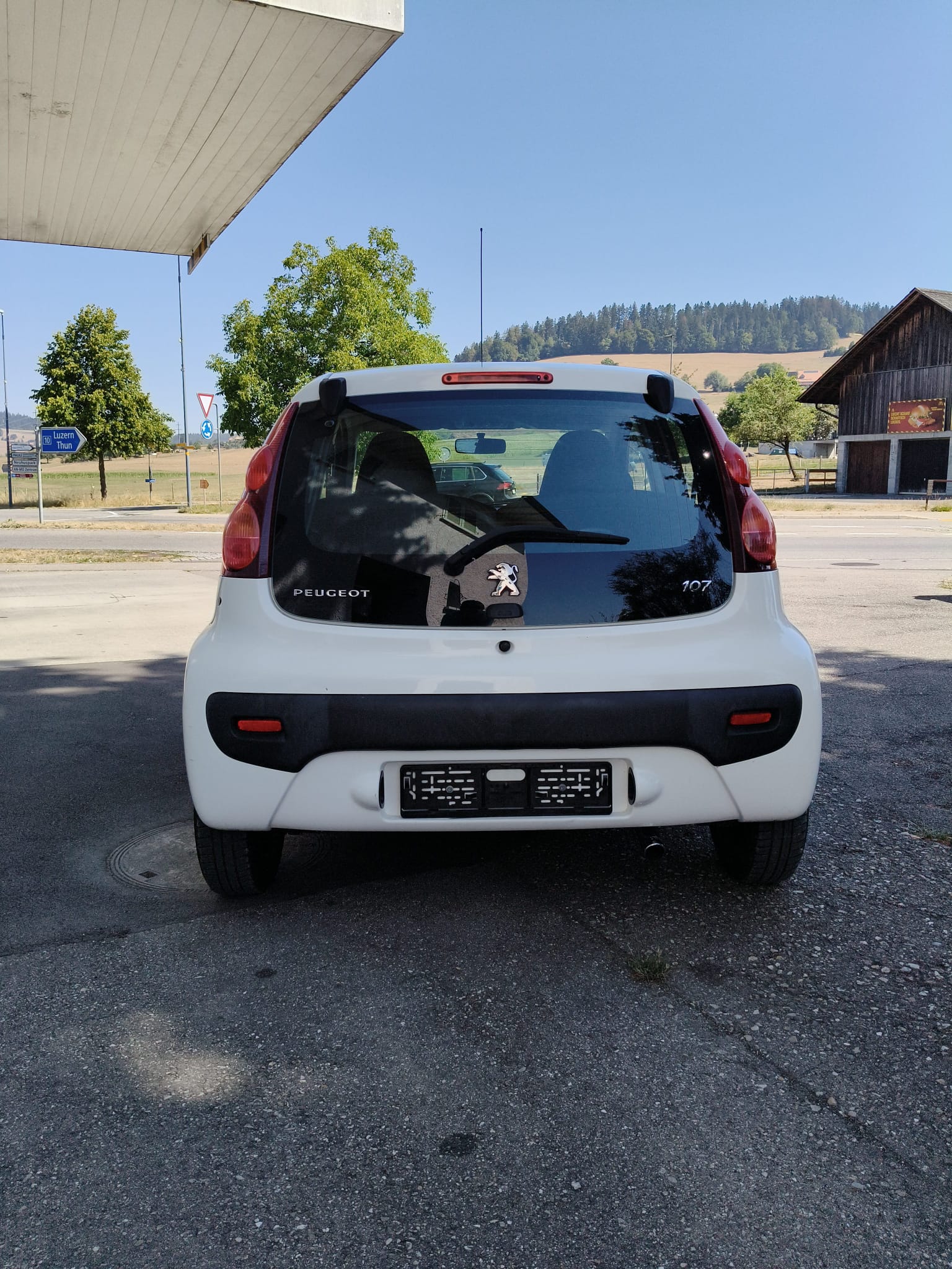 PEUGEOT 107 1.0 Active-image-5