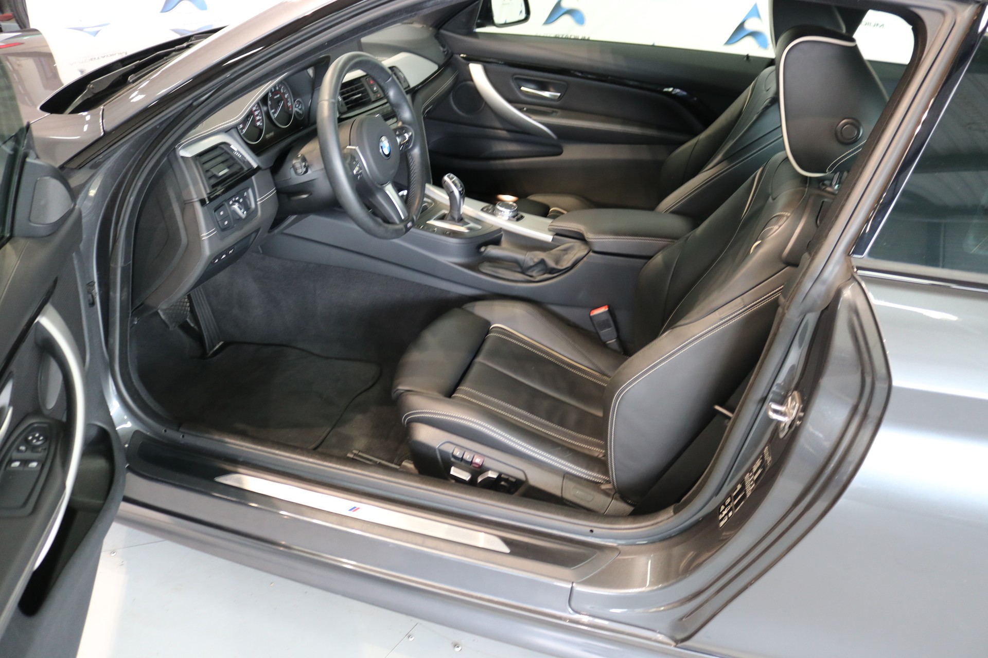 BMW 435i Coupé xDrive M Sport Steptronic-showroom-element-3