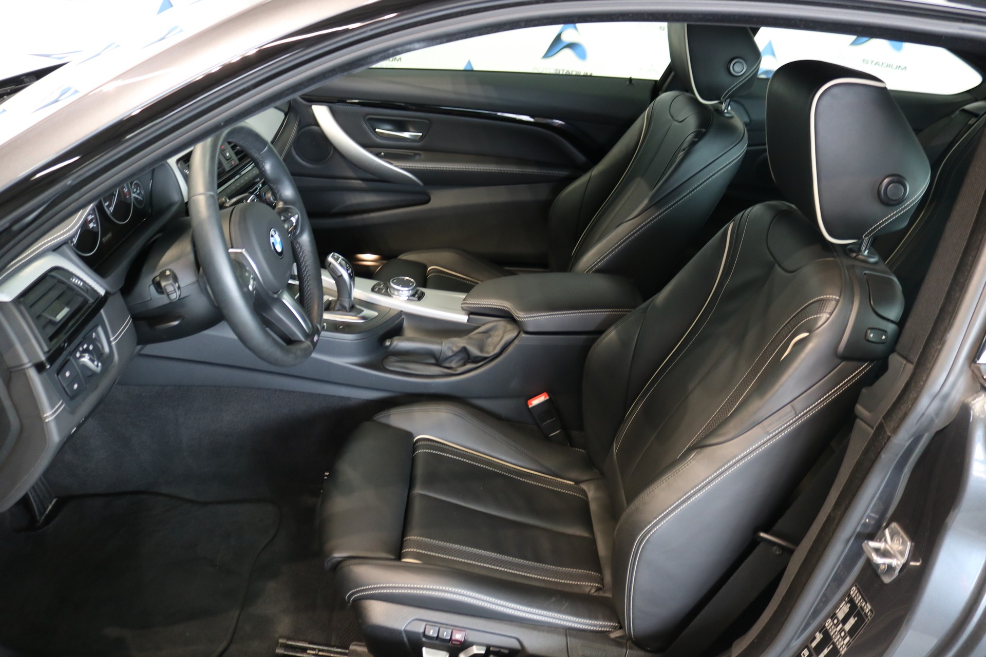 BMW 435i Coupé xDrive M Sport Steptronic-image-34