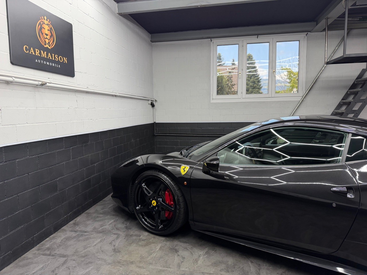 FERRARI 458 Italia 4.5 V8 Black Beast-image-9