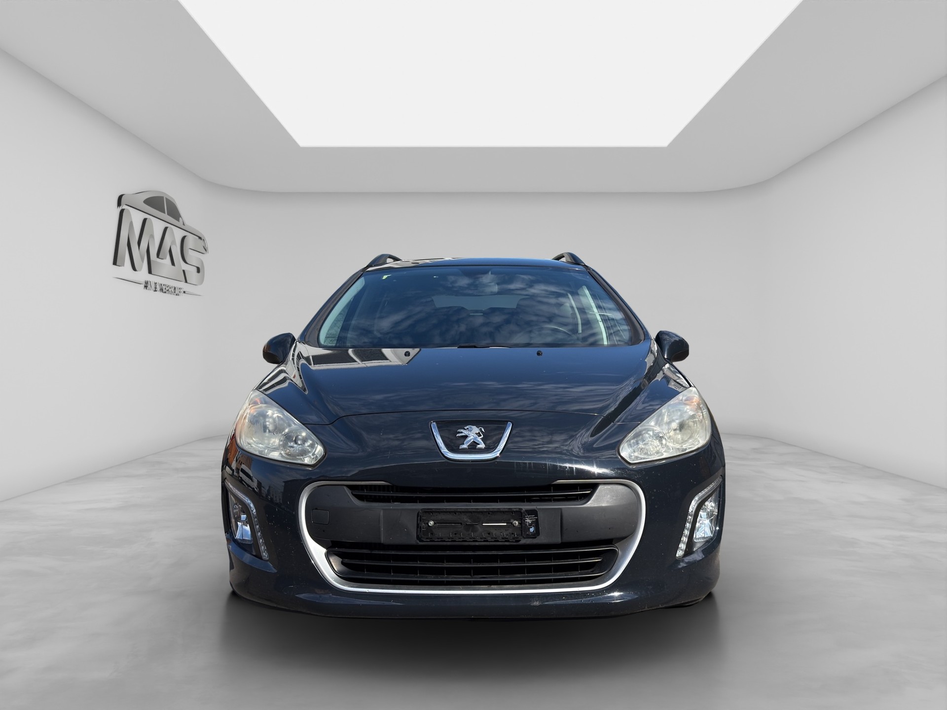 PEUGEOT 308 SW 1.6 HDI Access EGS6-showroom-element-1