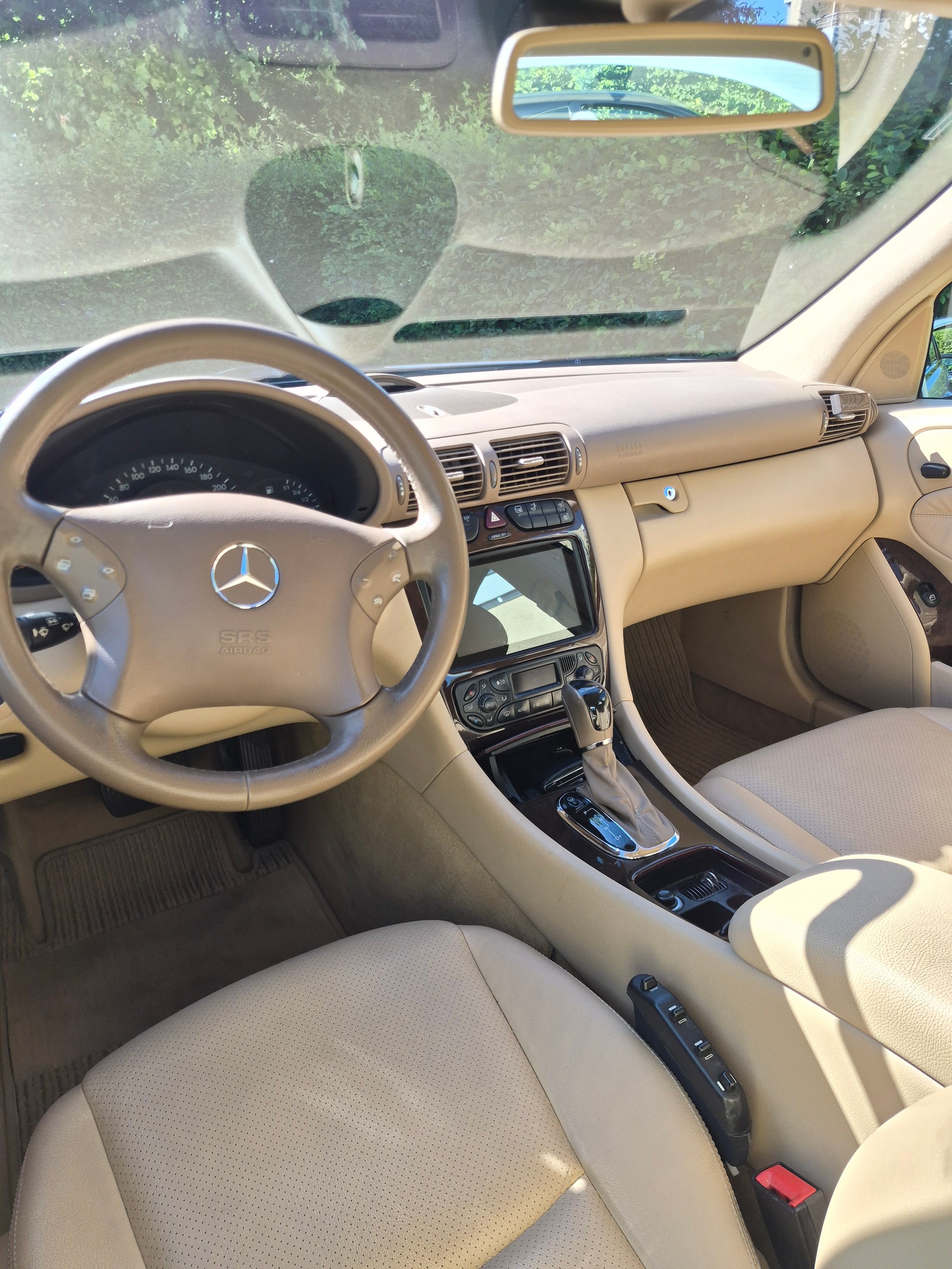 MERCEDES-BENZ C 320-image-2