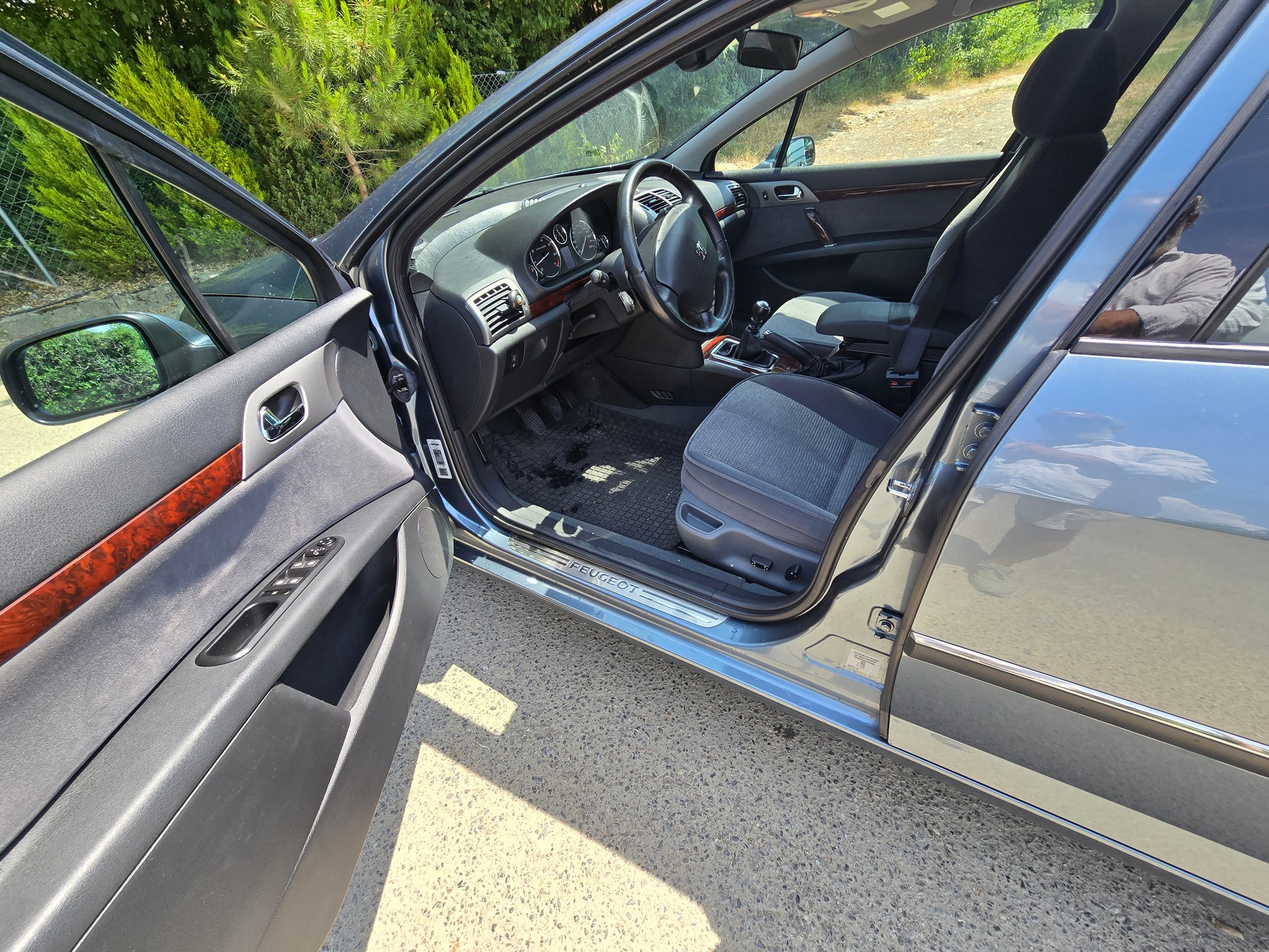 PEUGEOT 407 2.2 SV Dynamic-image-2
