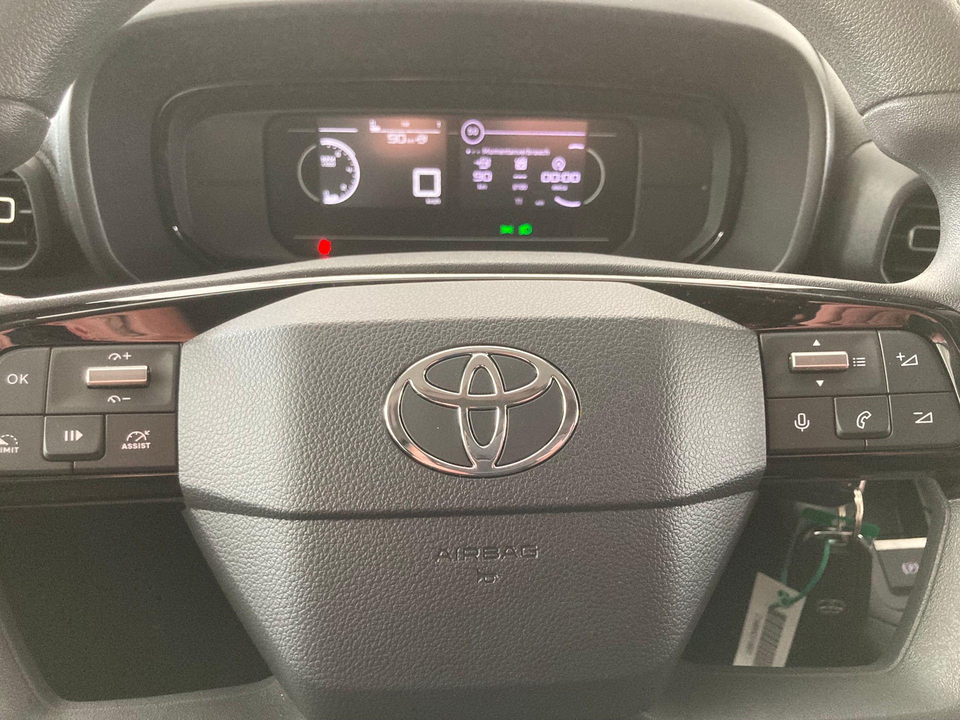 TOYOTA Proace City Van 1.5D Advanced Medium-image-11