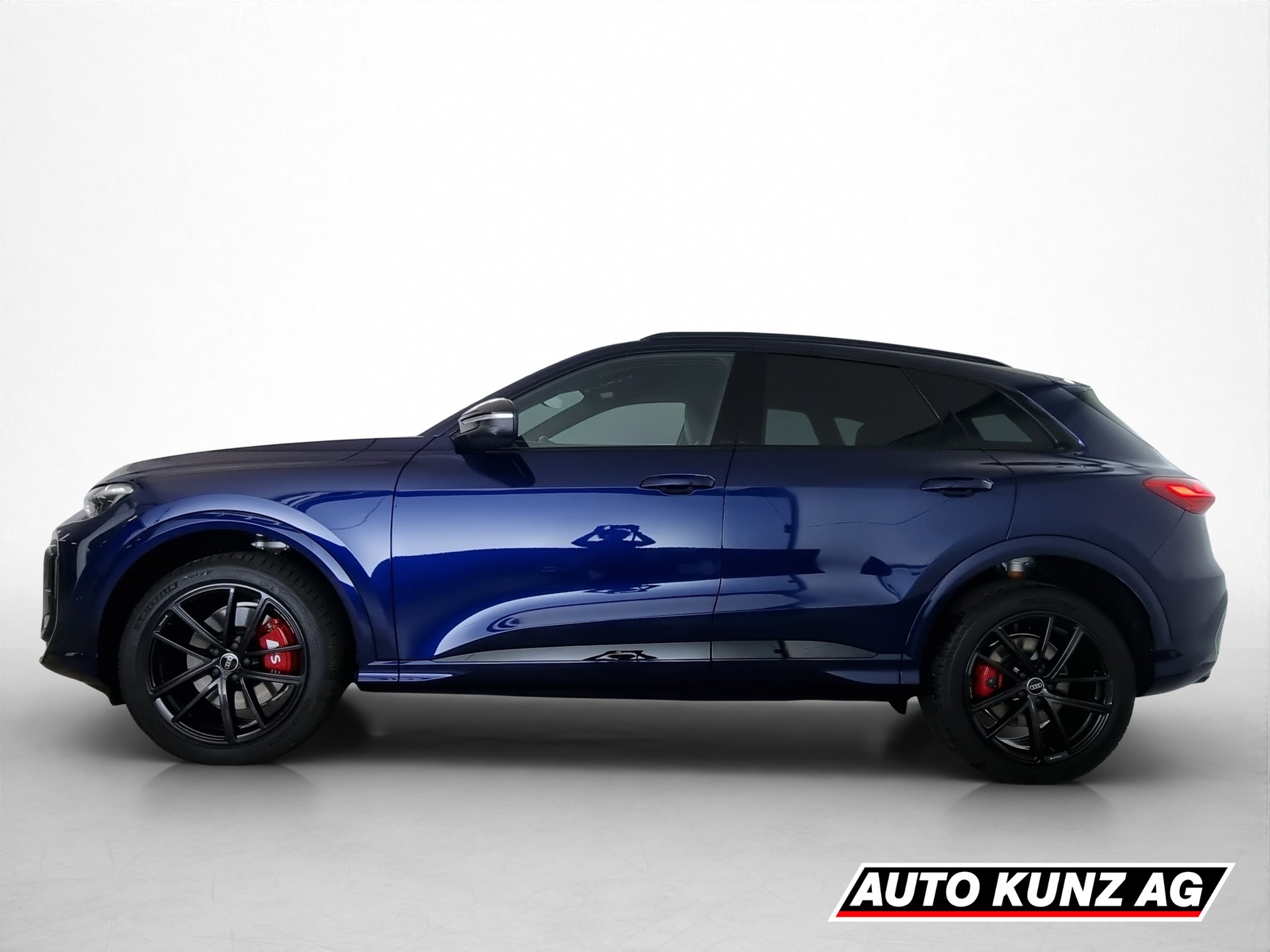AUDI SQ5 TFSI quattro S-tronic-showroom-element-2