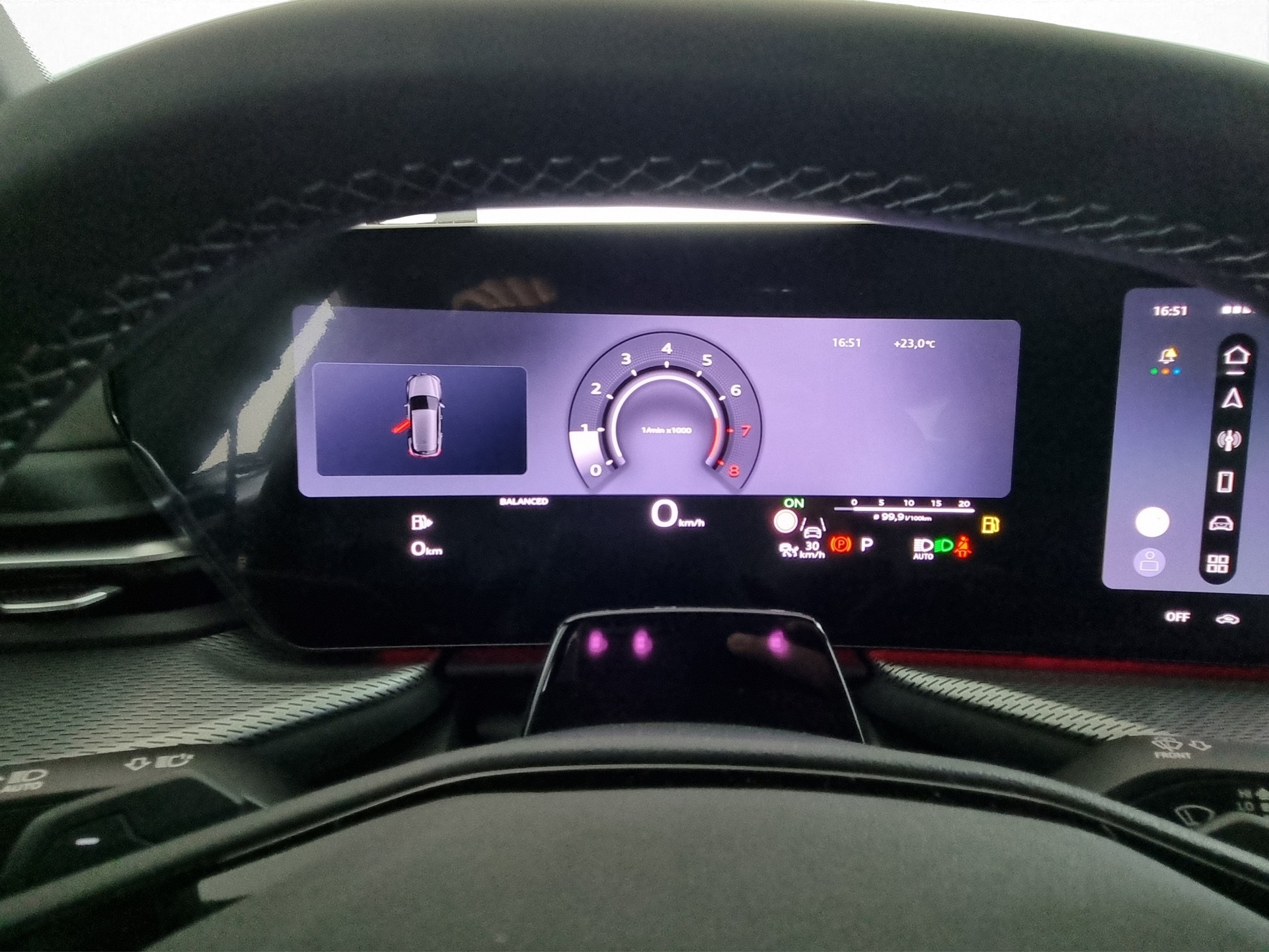 AUDI SQ5 TFSI quattro S-tronic-image-10