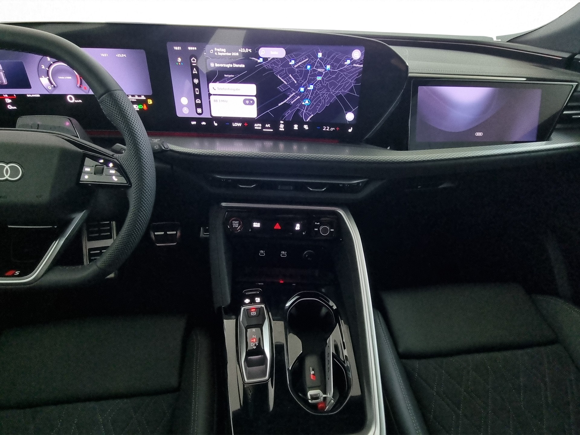 AUDI SQ5 TFSI quattro S-tronic-image-9