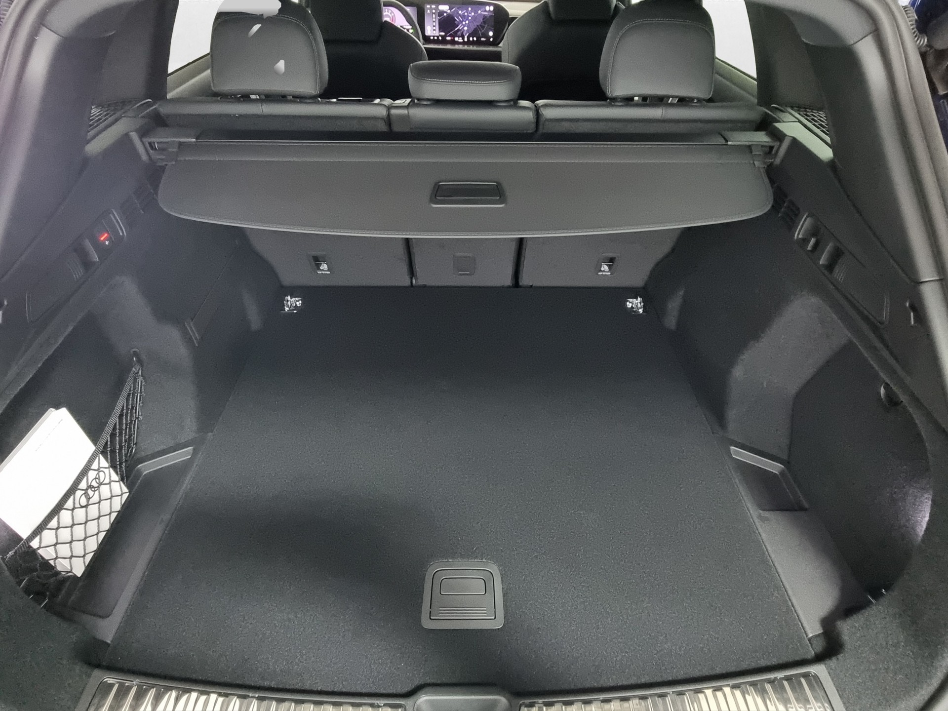 AUDI SQ5 TFSI quattro S-tronic-image-15