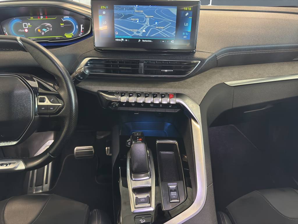 PEUGEOT 3008 300e Hybrid4 GT Pack EAT8-image-6