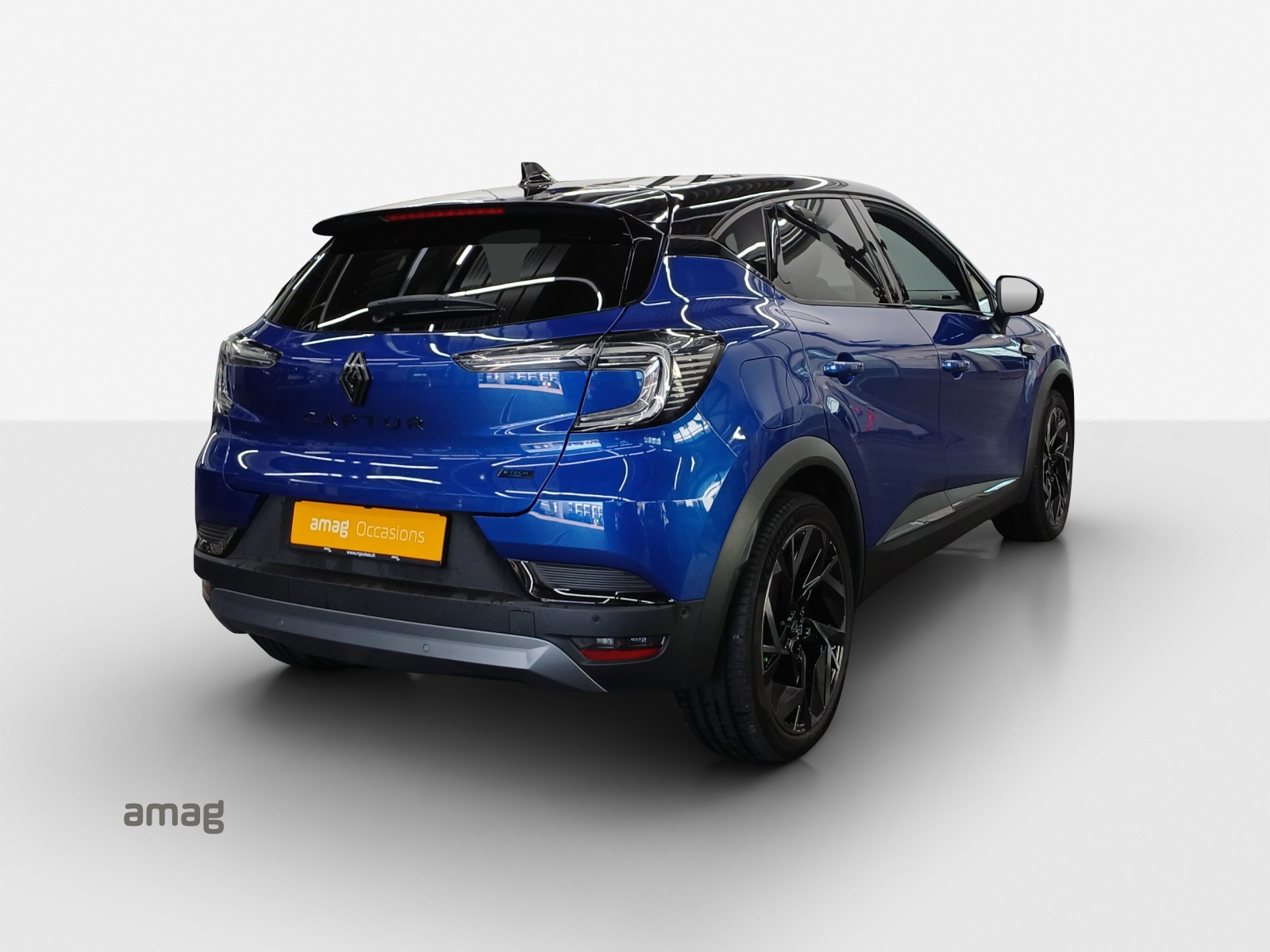 RENAULT Captur 1.6 E-Tech 145 Esprit Alpine DHT-image-4