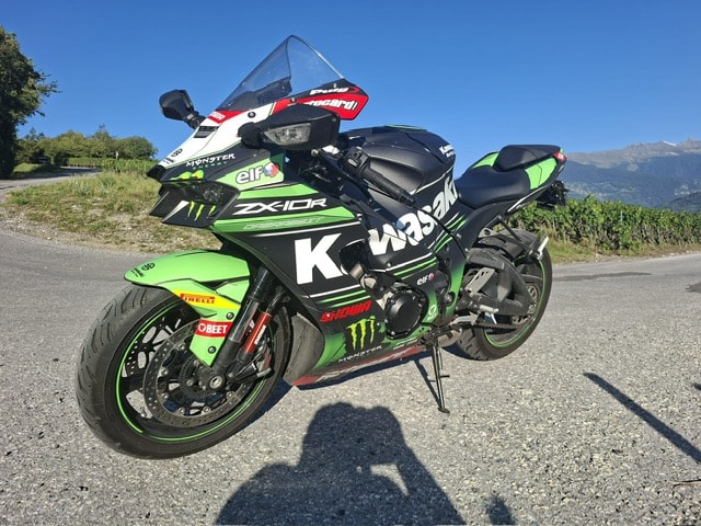 KAWASAKI Ninja ZX-10R-image-1