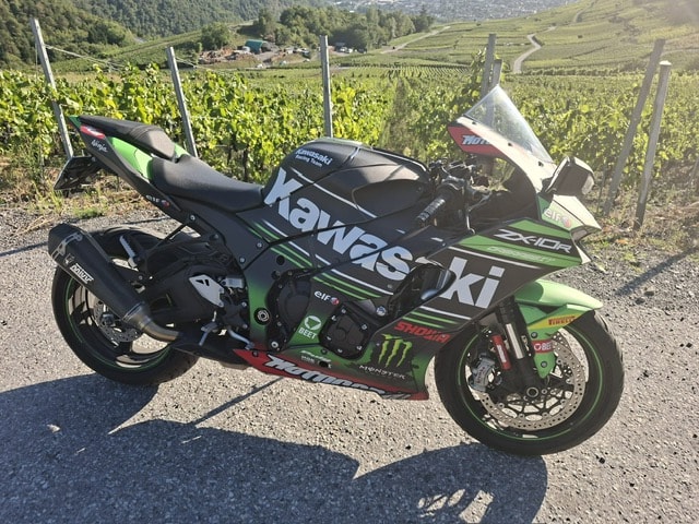 KAWASAKI Ninja ZX-10R-image-0