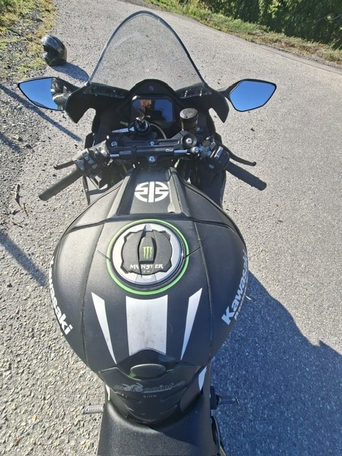 KAWASAKI Ninja ZX-10R-image-3