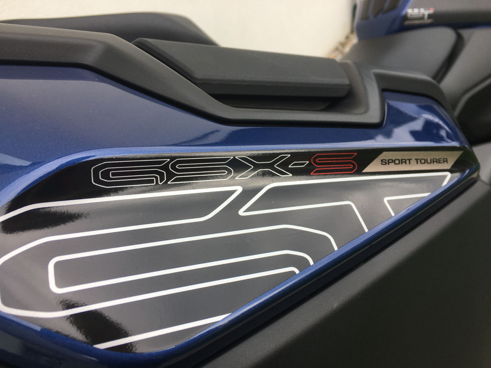 SUZUKI GSX-S 1000 GT Travel-image-8