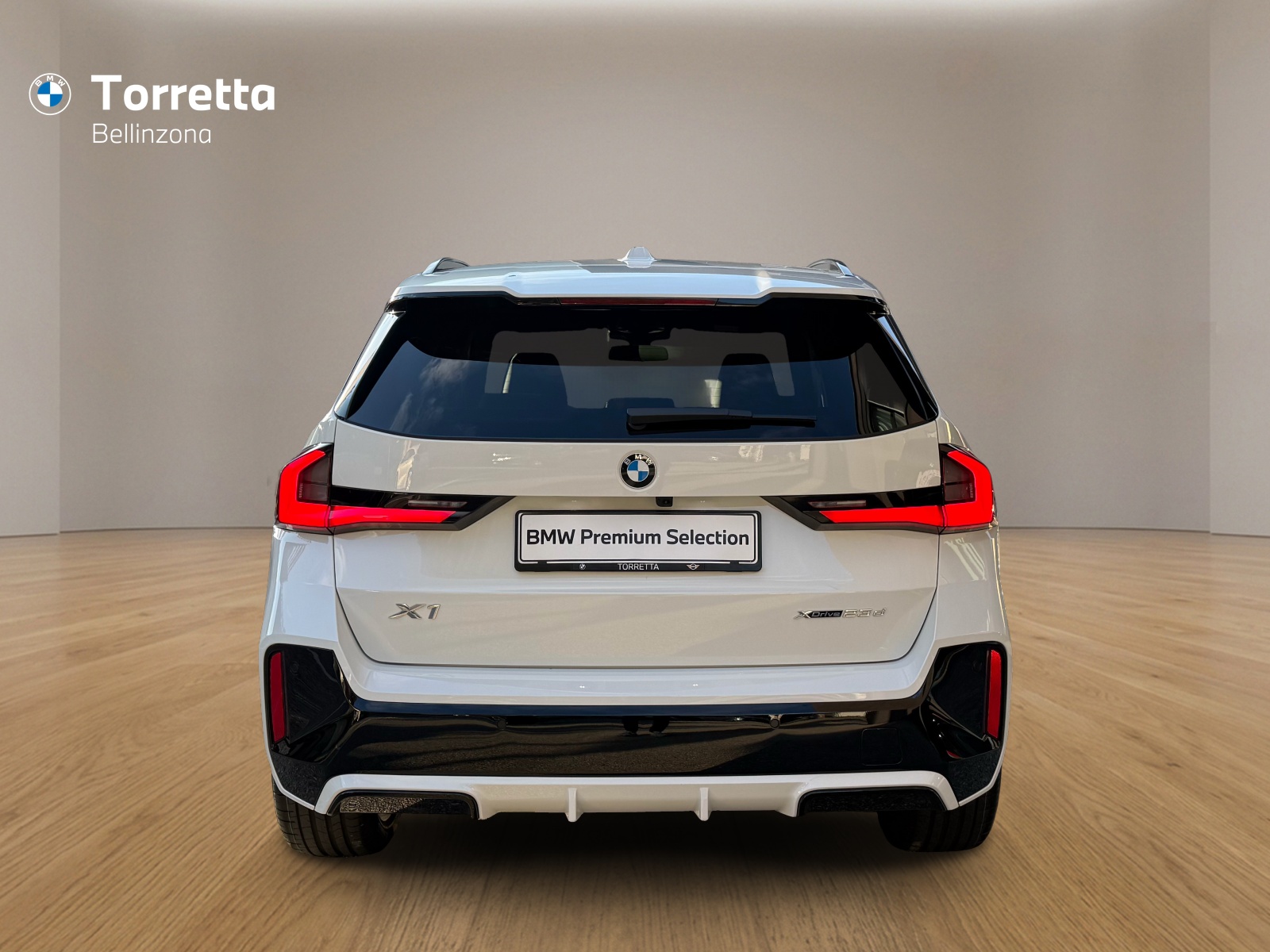 BMW X1 xDrive 23d 48V M Sport-showroom-element-3