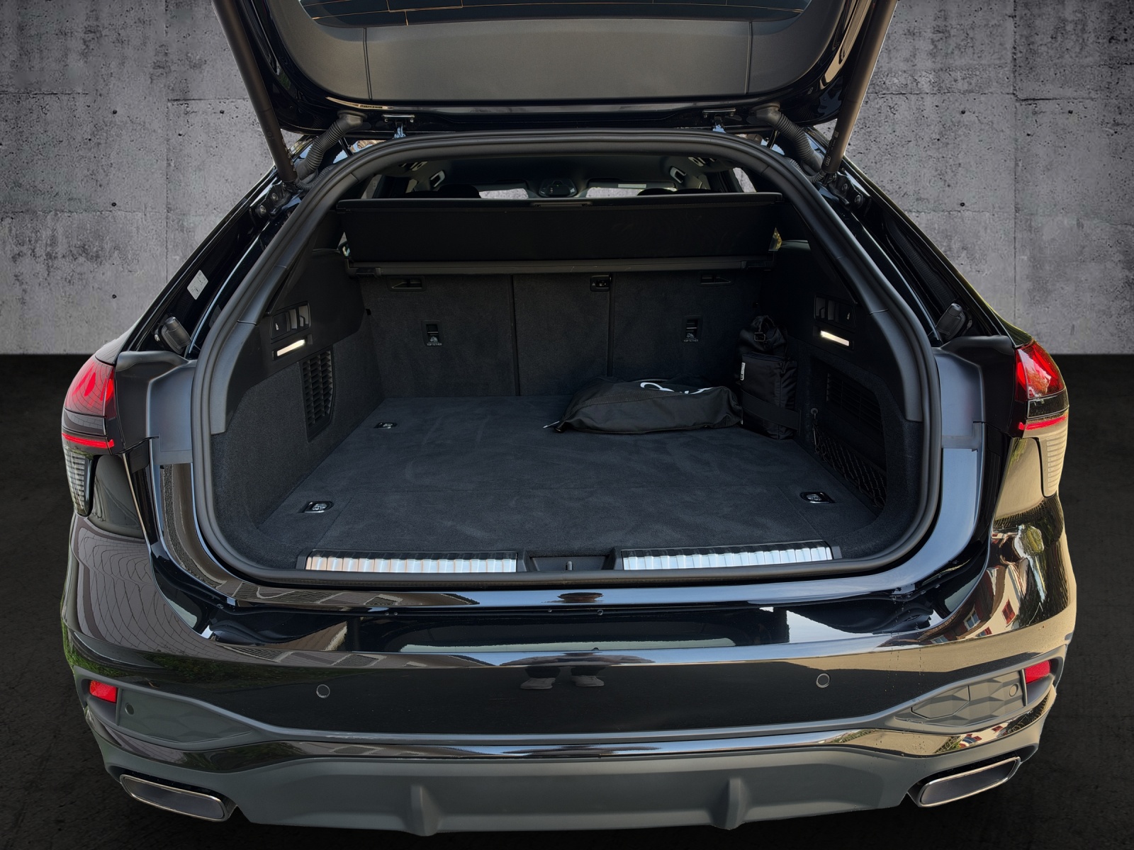 AUDI A6 Avant e-hybrid quattro S-Line 220 kW S tronic *CH-FZG. / Gratisservice / Werksgarantie*-image-26