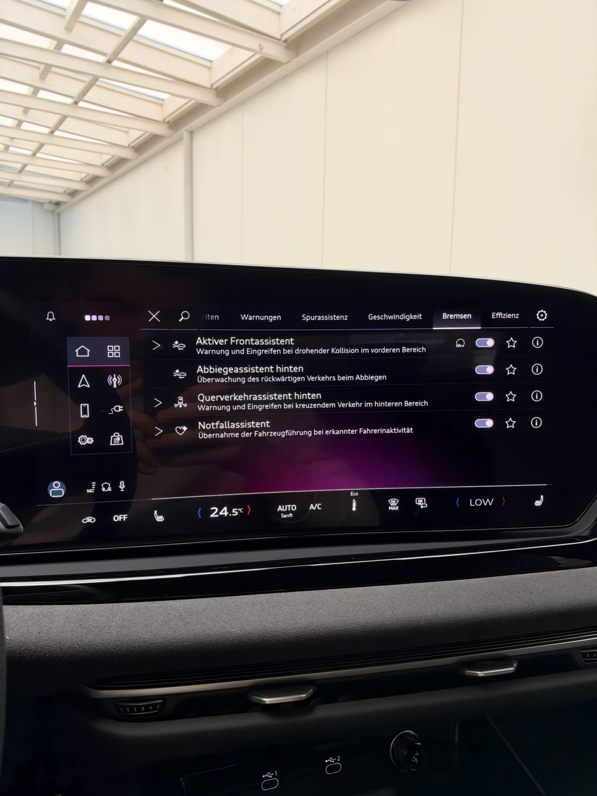AUDI A6 Avant e-hybrid quattro S-Line 220 kW S tronic *CH-FZG. / Gratisservice / Werksgarantie*-image-21
