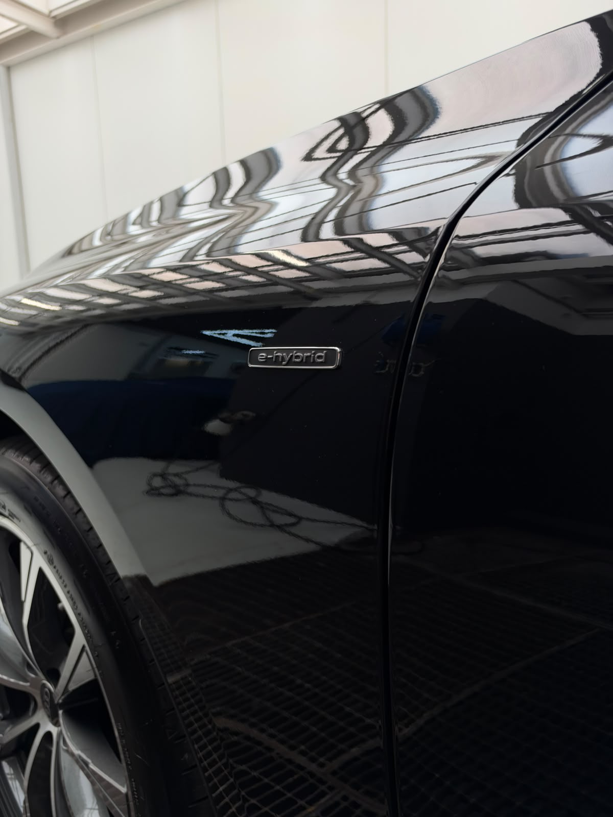 AUDI A6 Avant e-hybrid quattro S-Line 220 kW S tronic *CH-FZG. / Gratisservice / Werksgarantie*-image-7