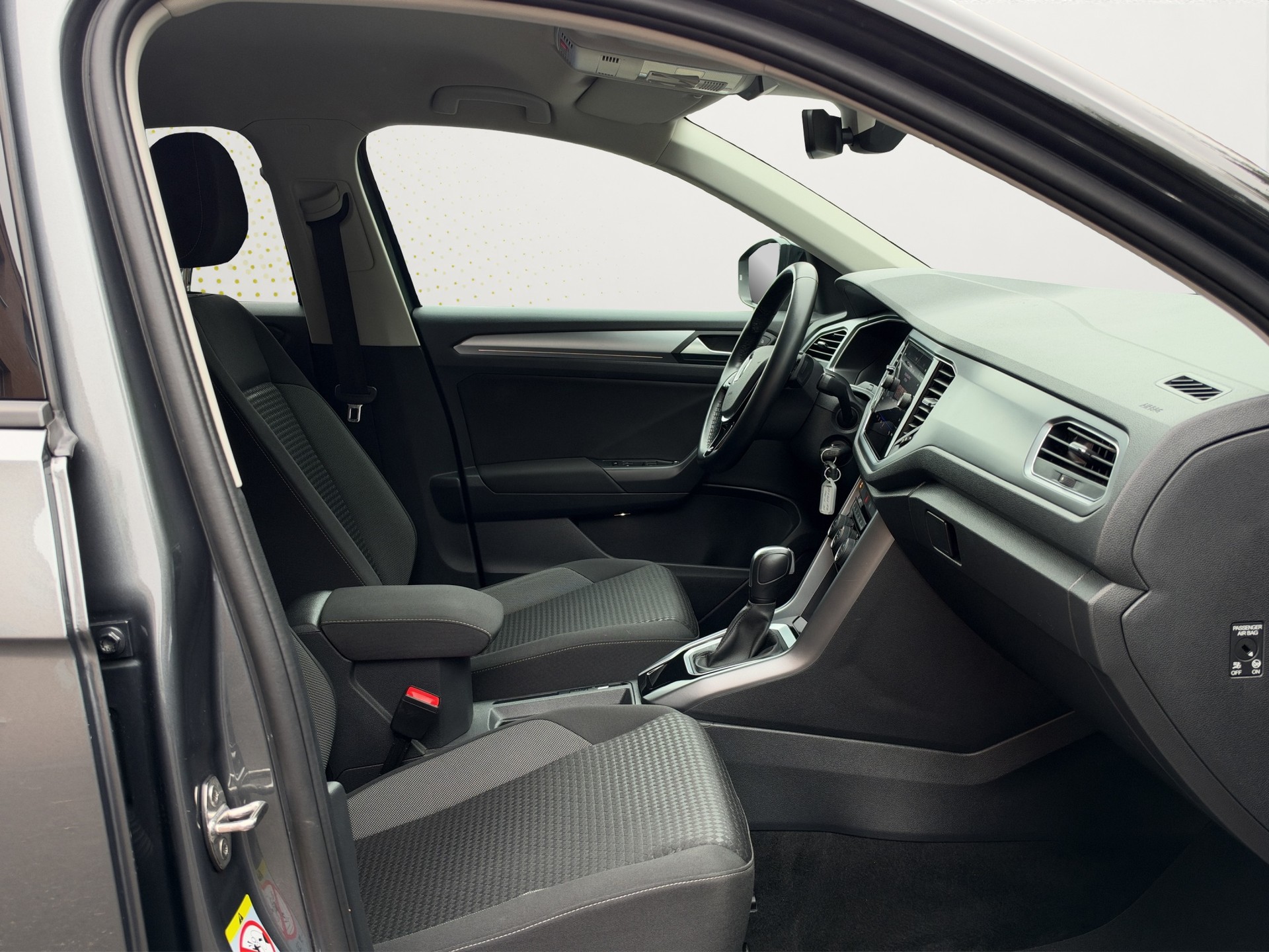 VW T-Roc 1.5 TSI EVO Advance Active Automat-image-12