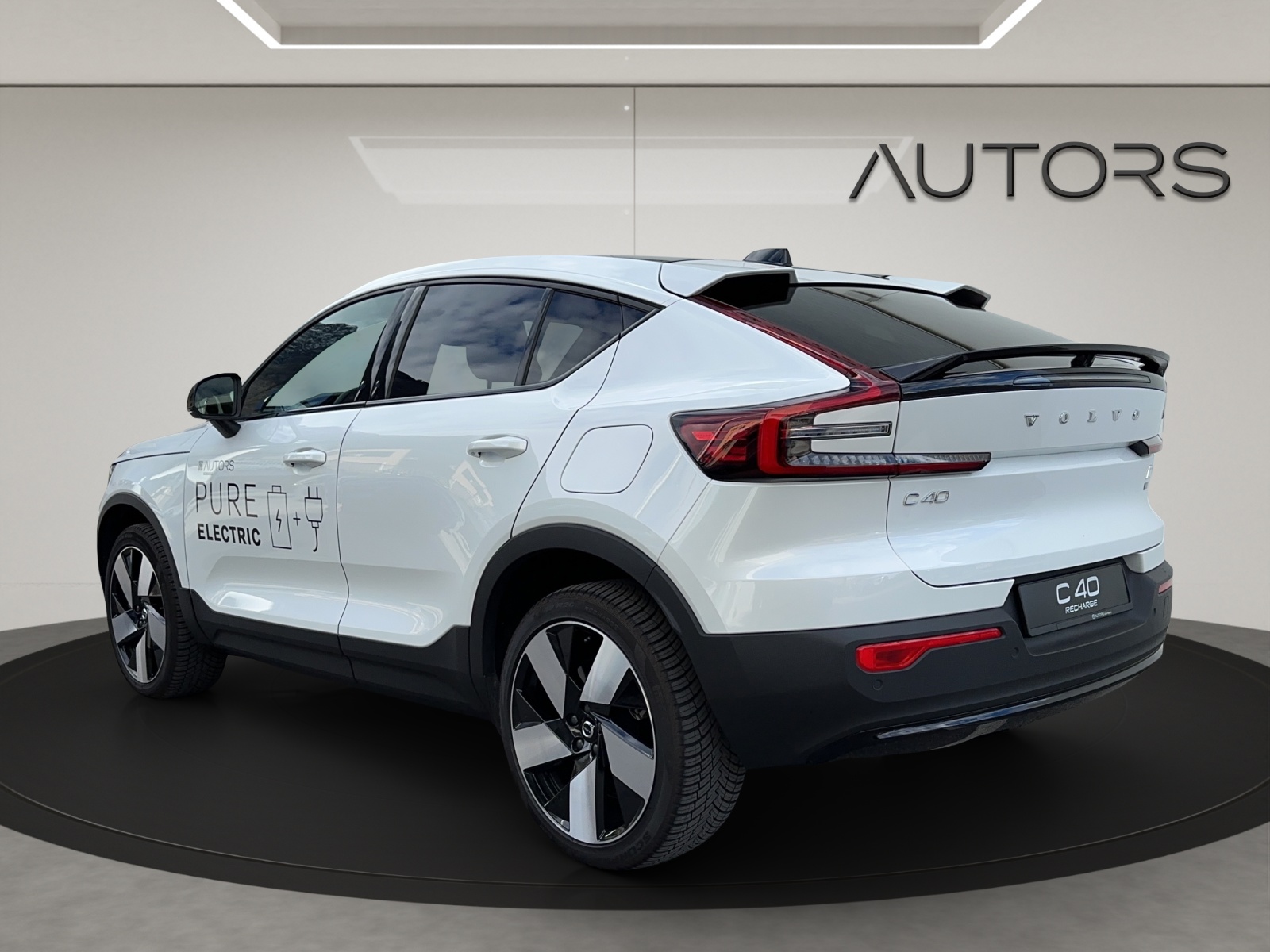 VOLVO C40 Recharge P6 Pure Electric Plus-showroom-element-3