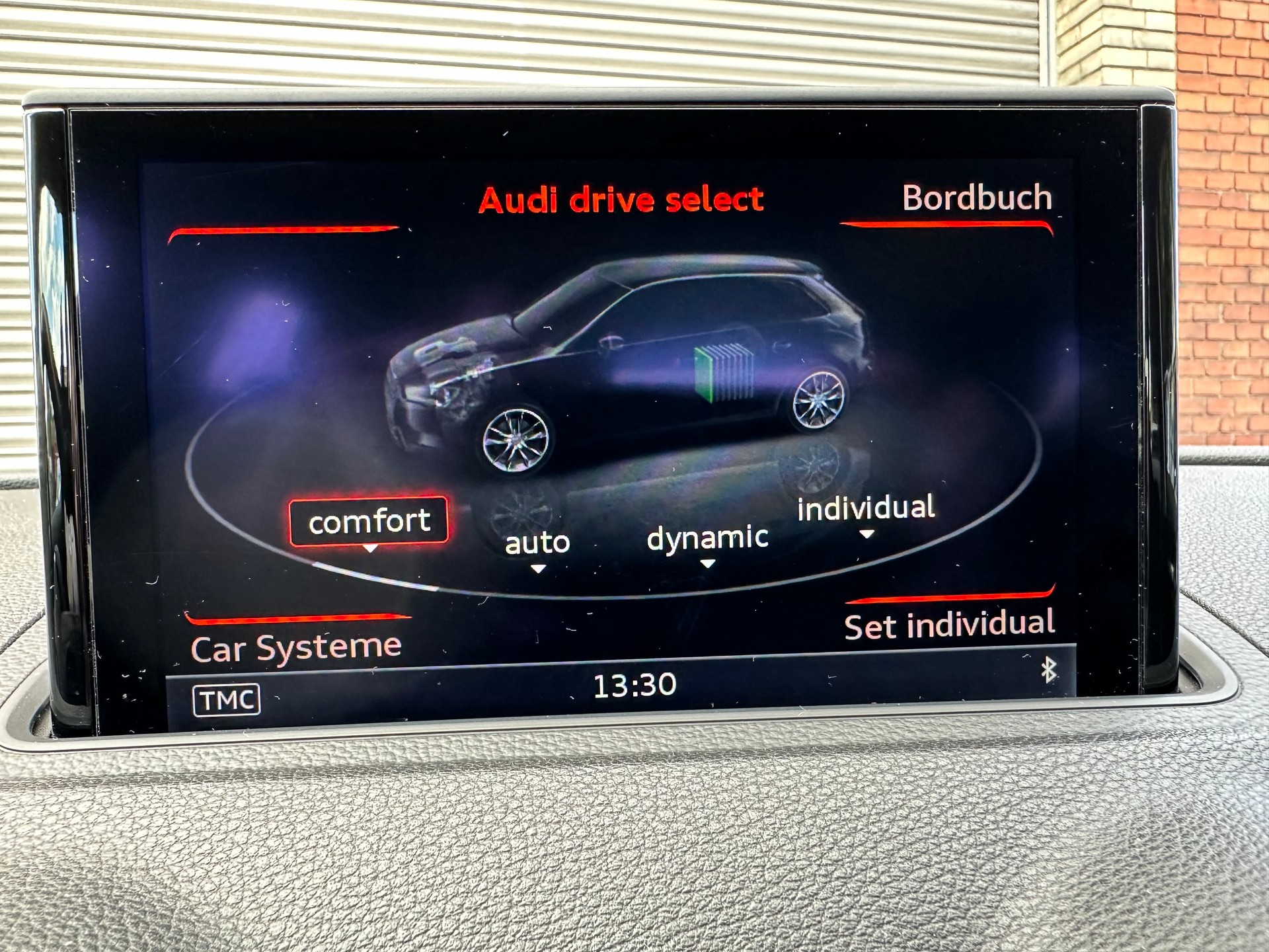 AUDI A3 Sportback 1.4 e-tron Ambition S-tronic-image-26