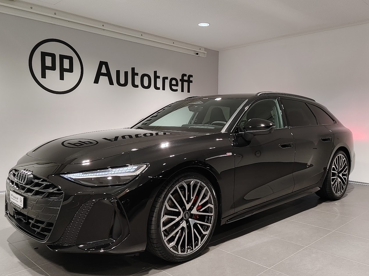 AUDI A6 Avant TFSI quattro 270 kW S tronic-image-1