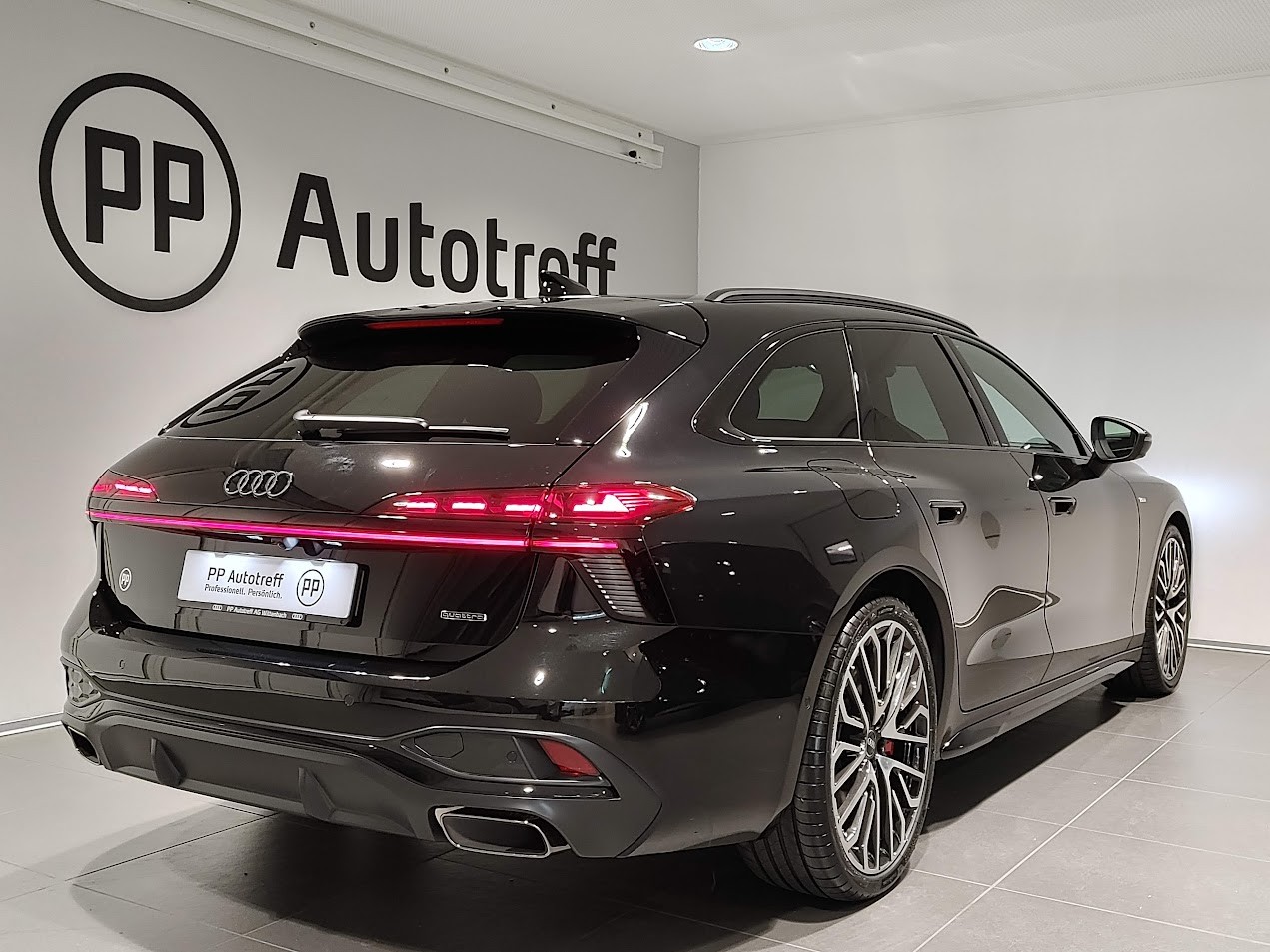 AUDI A6 Avant TFSI quattro 270 kW S tronic-image-15