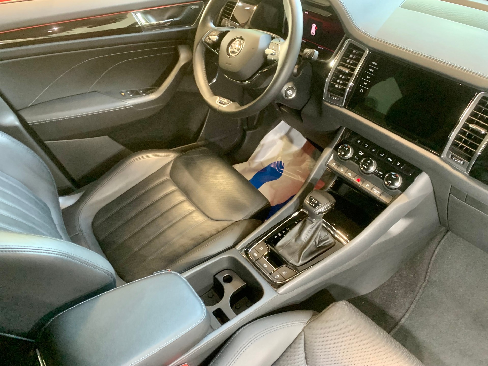SKODA Kodiaq 2.0 TSI 4x4 L&K ✅-image-10