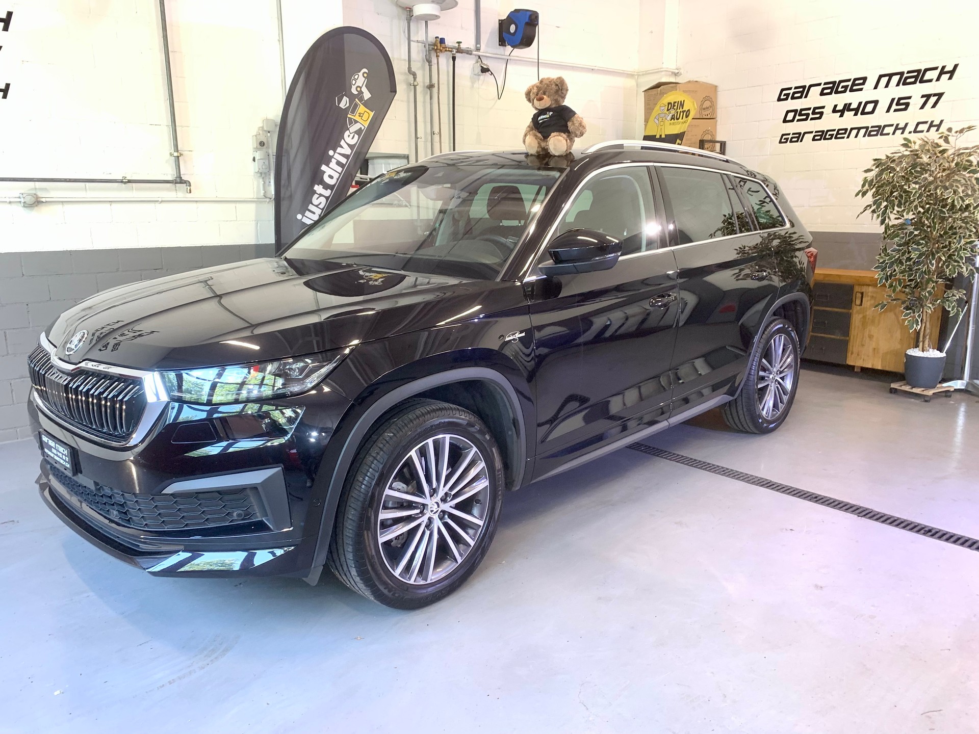 SKODA Kodiaq 2.0 TSI 4x4 L&K ✅-showroom-element-1