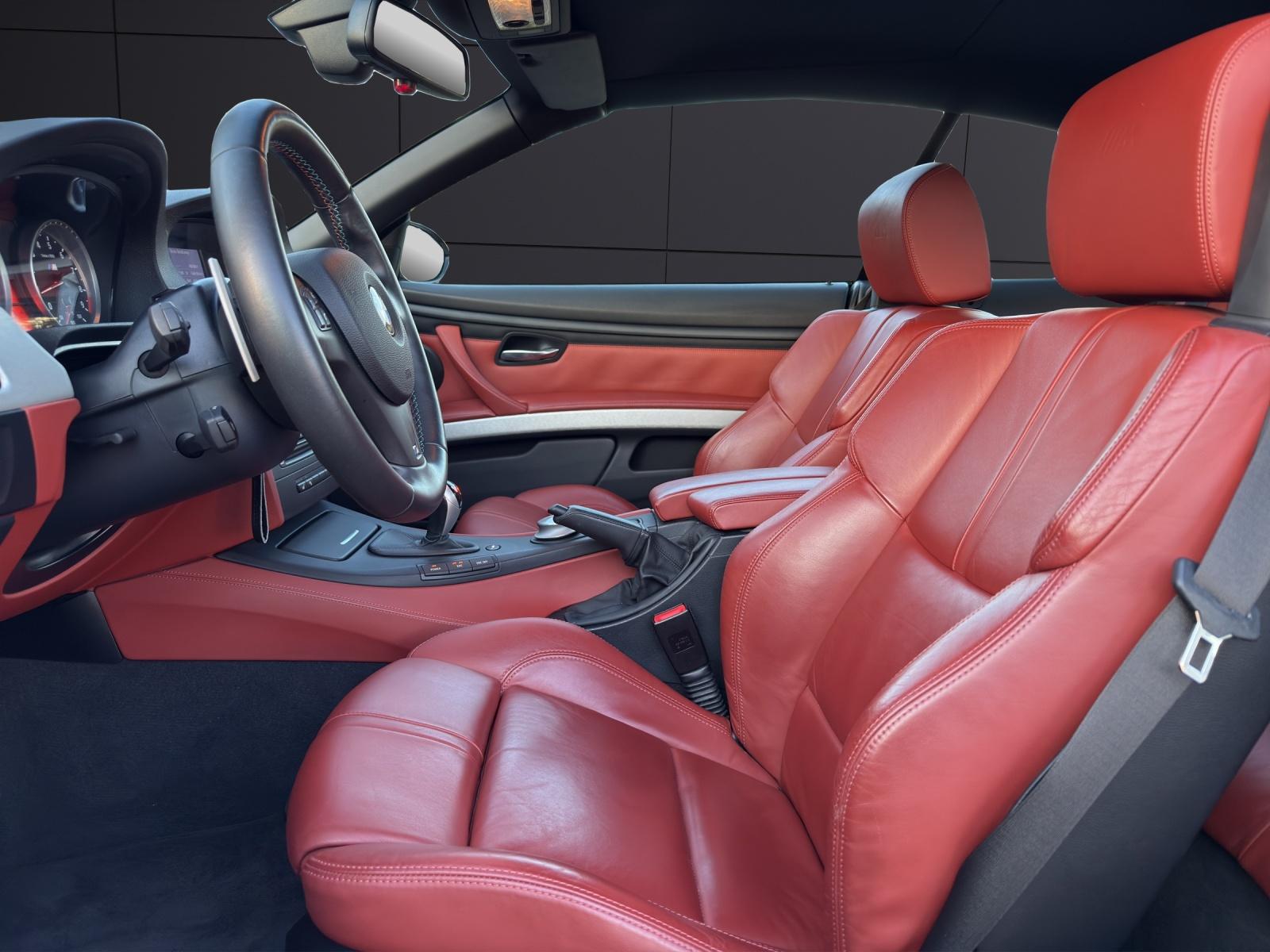 BMW M3 Cabriolet DKG-showroom-element-1