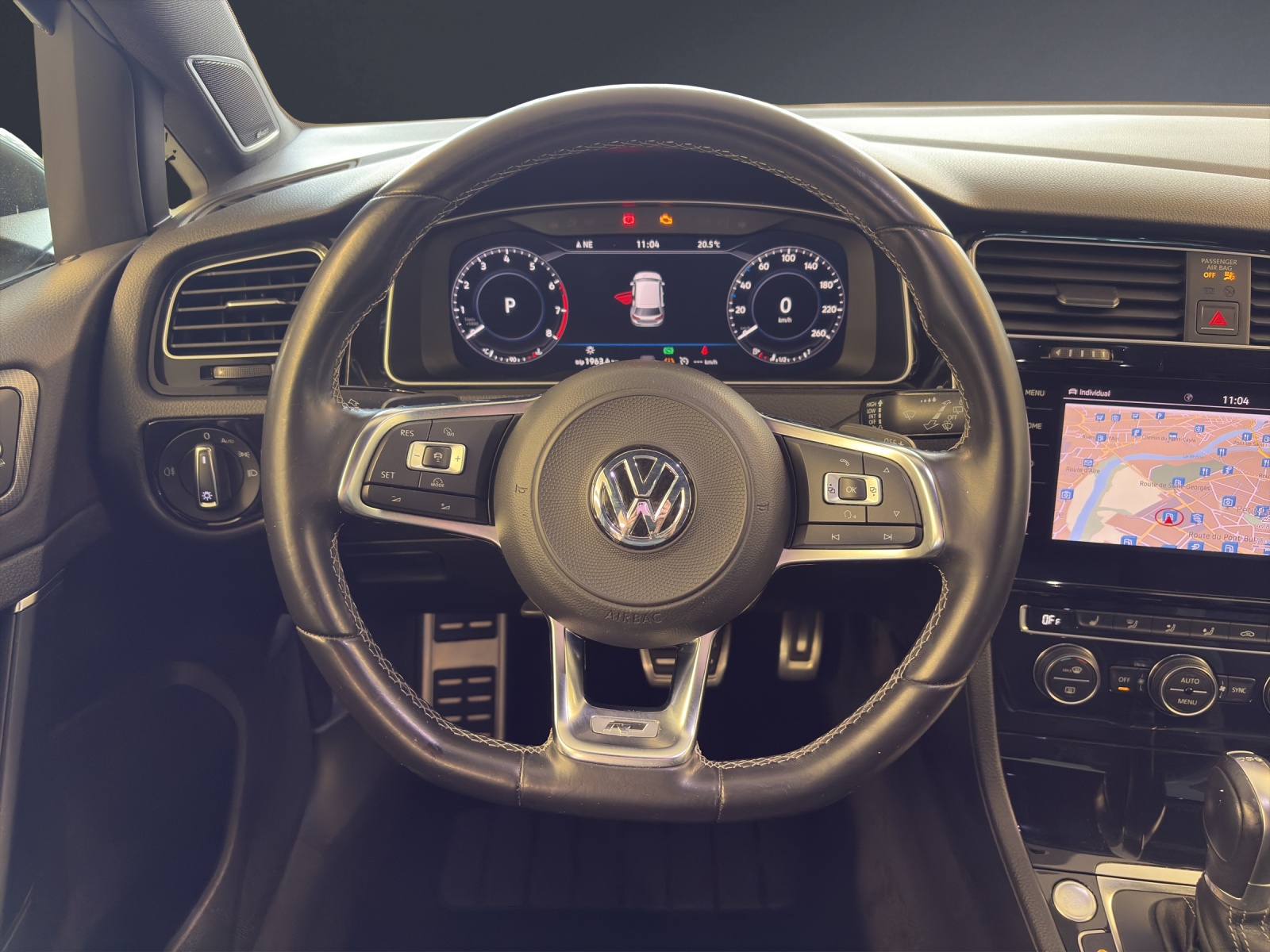 VW Golf 1.4 TSI High-image-11