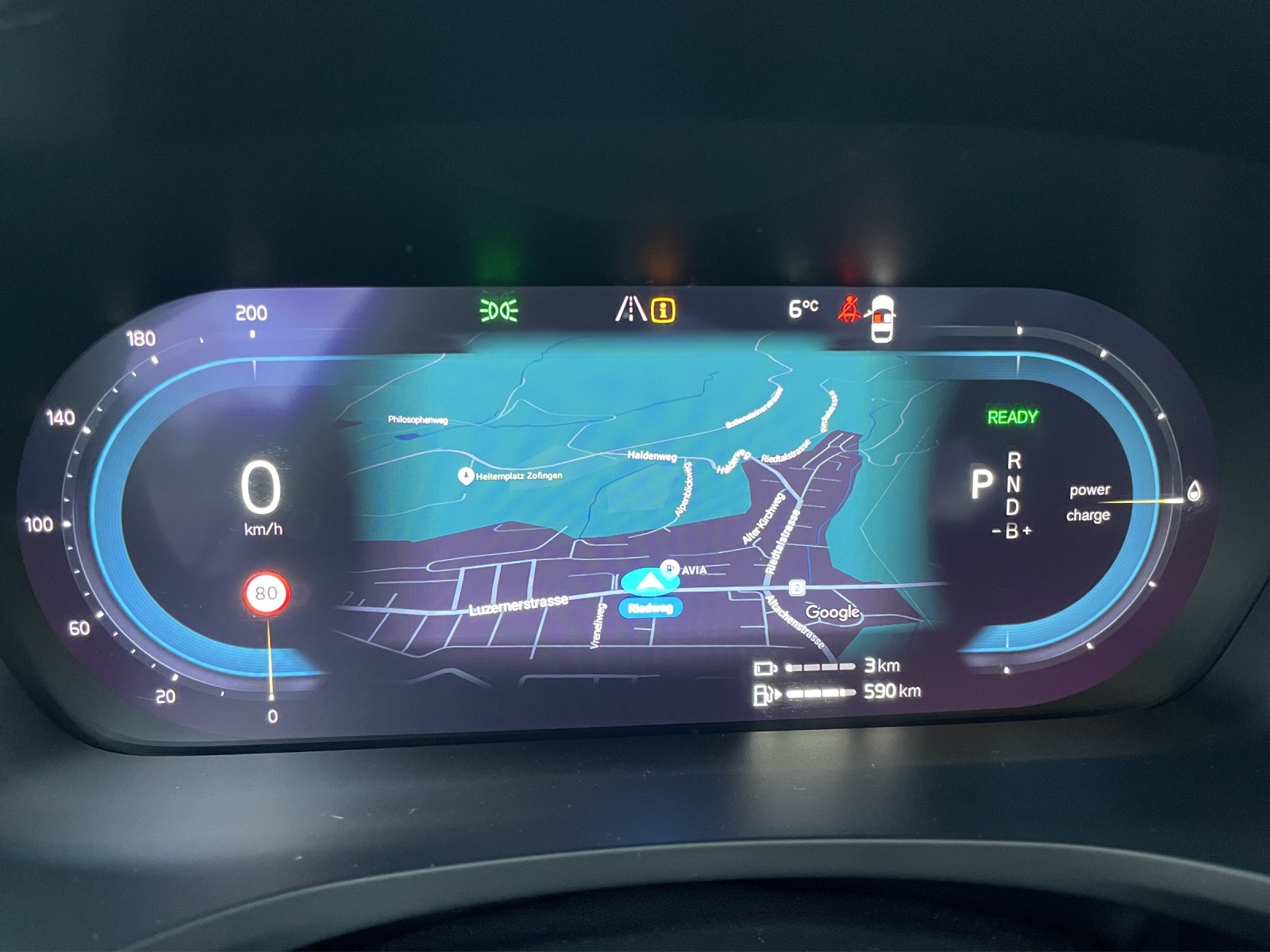 VOLVO V60 2.0 T6 TE Ultimate Dark eAWD-image-15