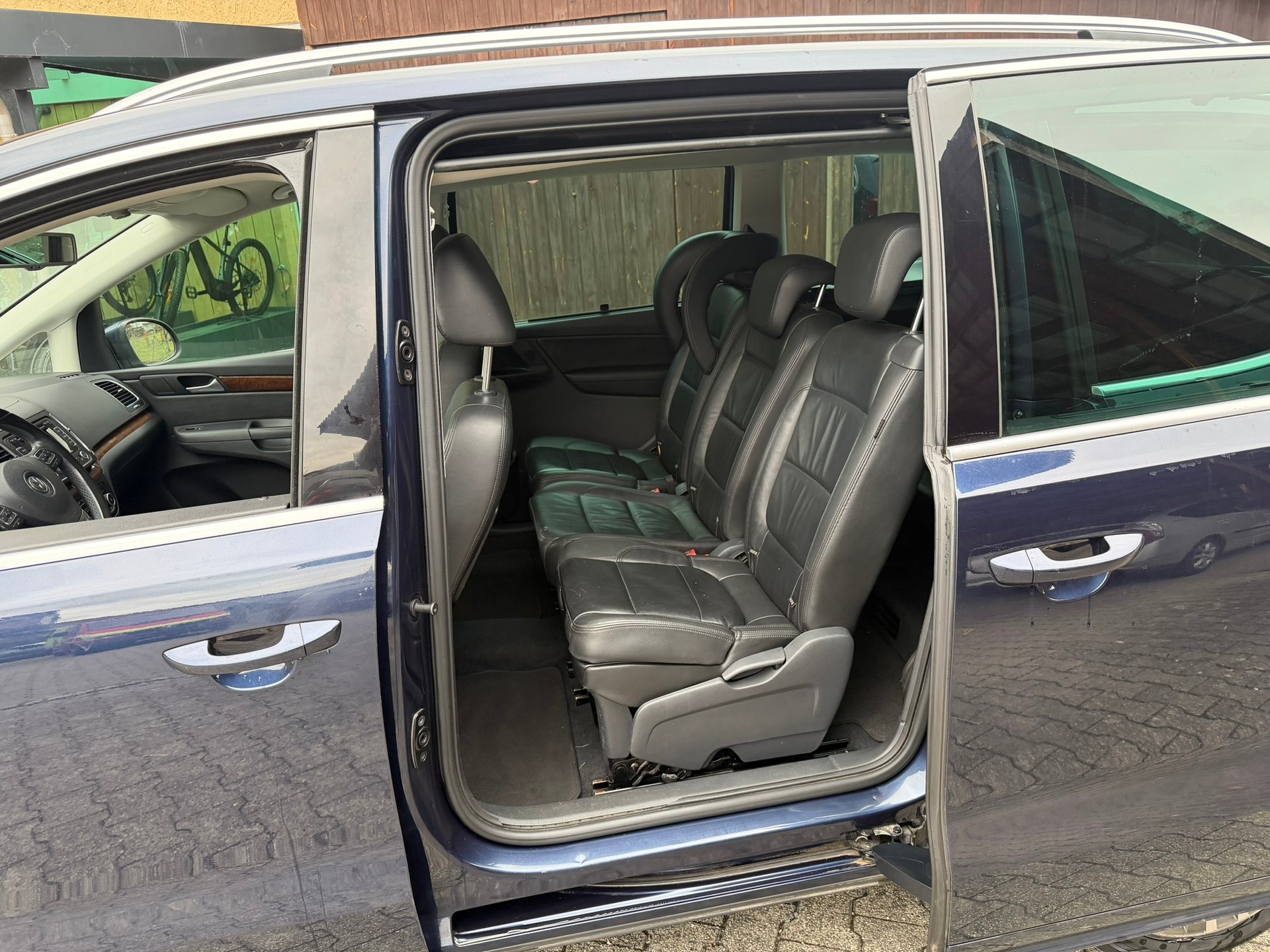VW Sharan 2.0 TDI BlueMotion Technology Highline-image-9