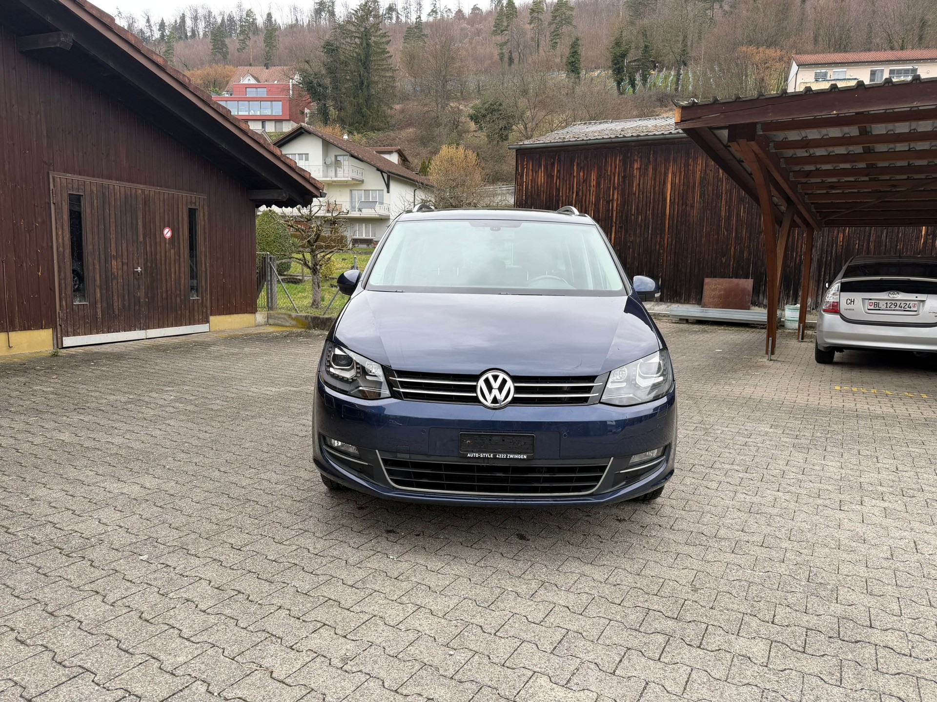 VW Sharan 2.0 TDI BlueMotion Technology Highline-image-1