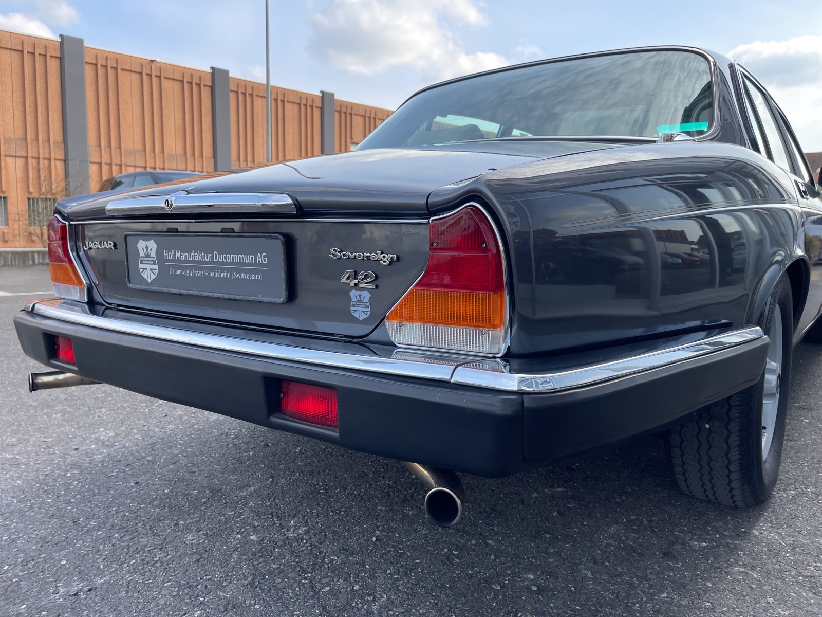 JAGUAR XJ6 4.2 Sovereign-image-14