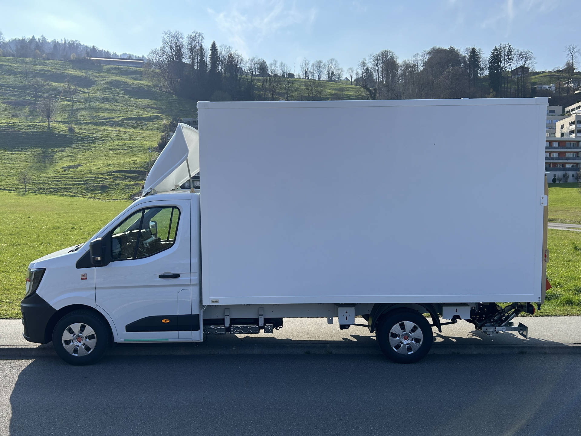RENAULT Master Koffer HB L3 170 PS FWD-image-4