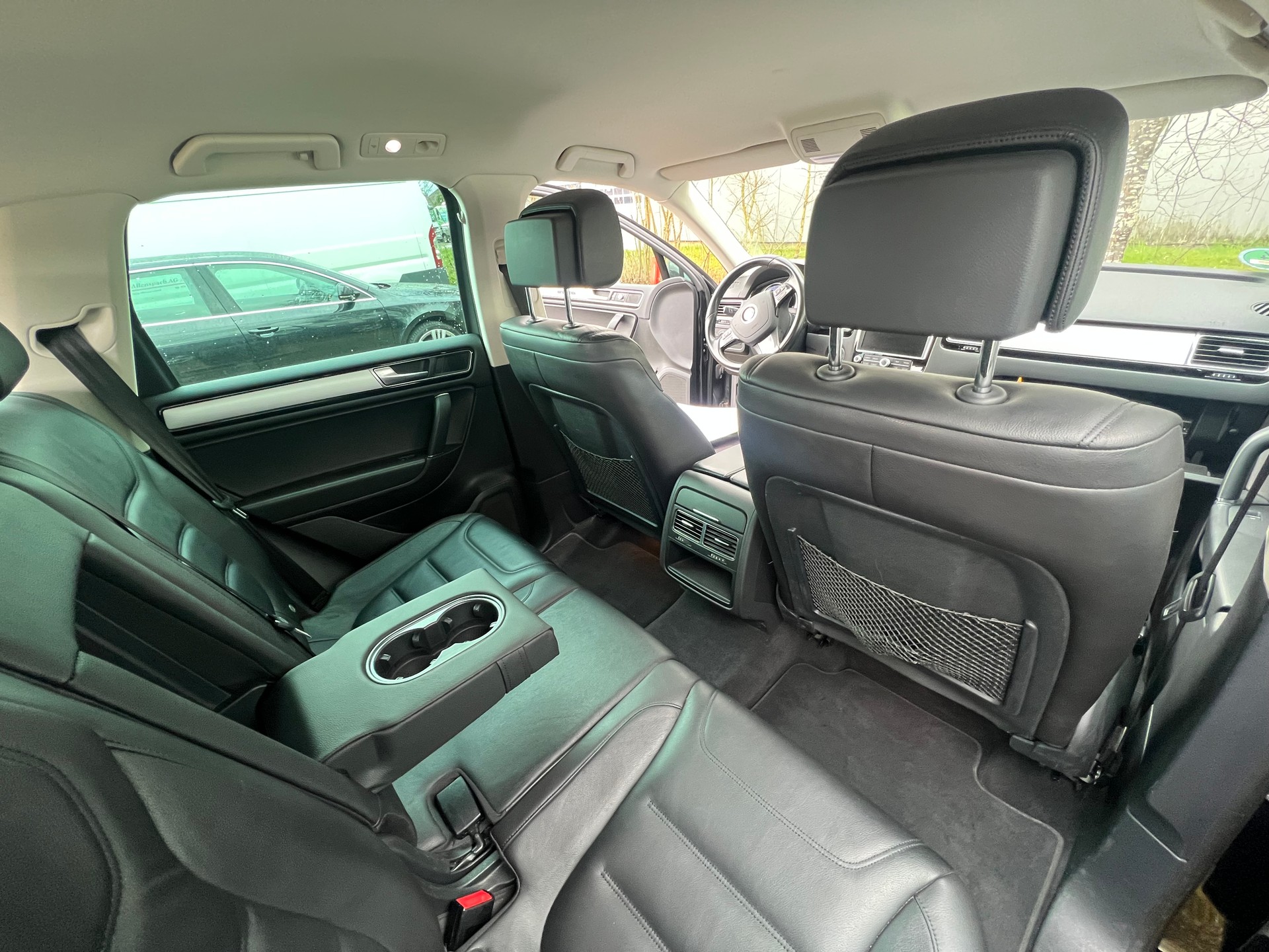 VW Touareg 3.0 TDI BlueMotion Technology Tiptronic-image-15