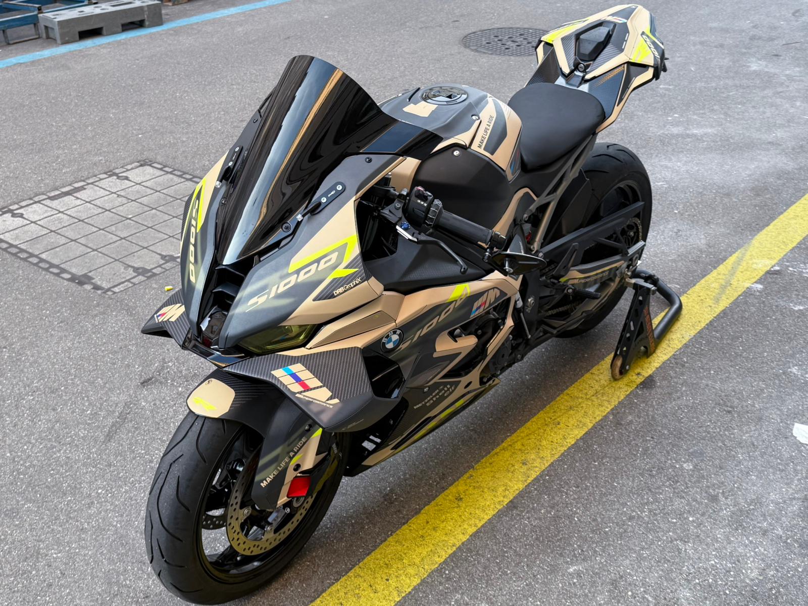 BMW S 1000 RR-image-6