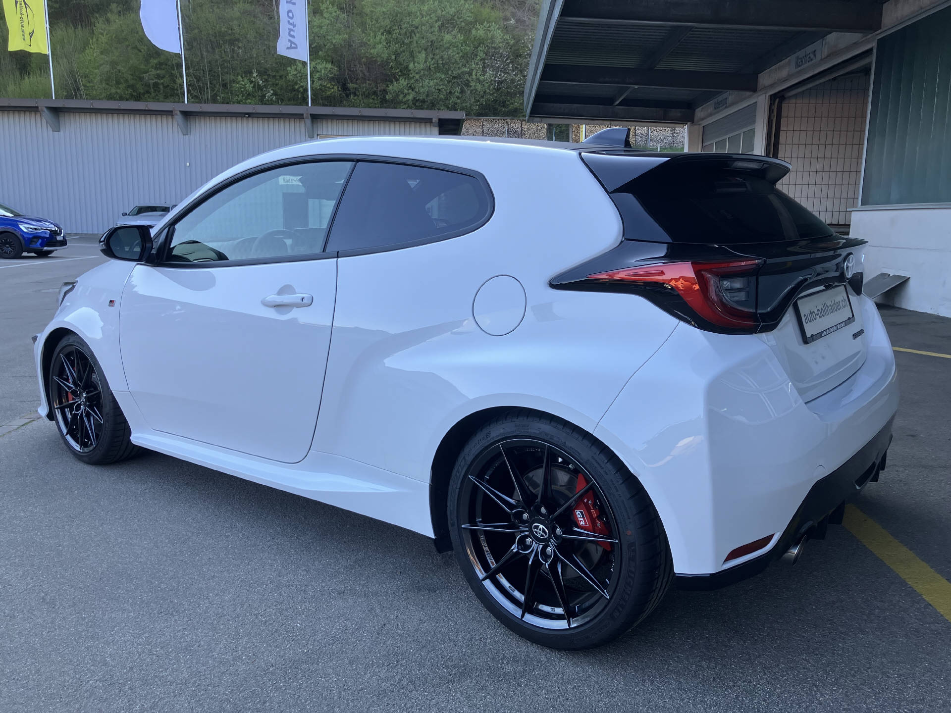 TOYOTA Yaris 1.6 GR Sport-image-1