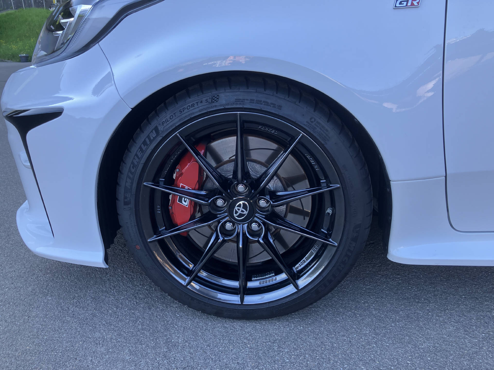TOYOTA Yaris 1.6 GR Sport-image-3