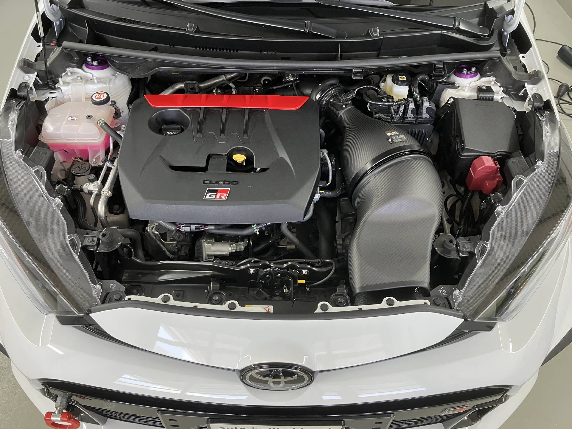 TOYOTA Yaris 1.6 GR Sport-image-8